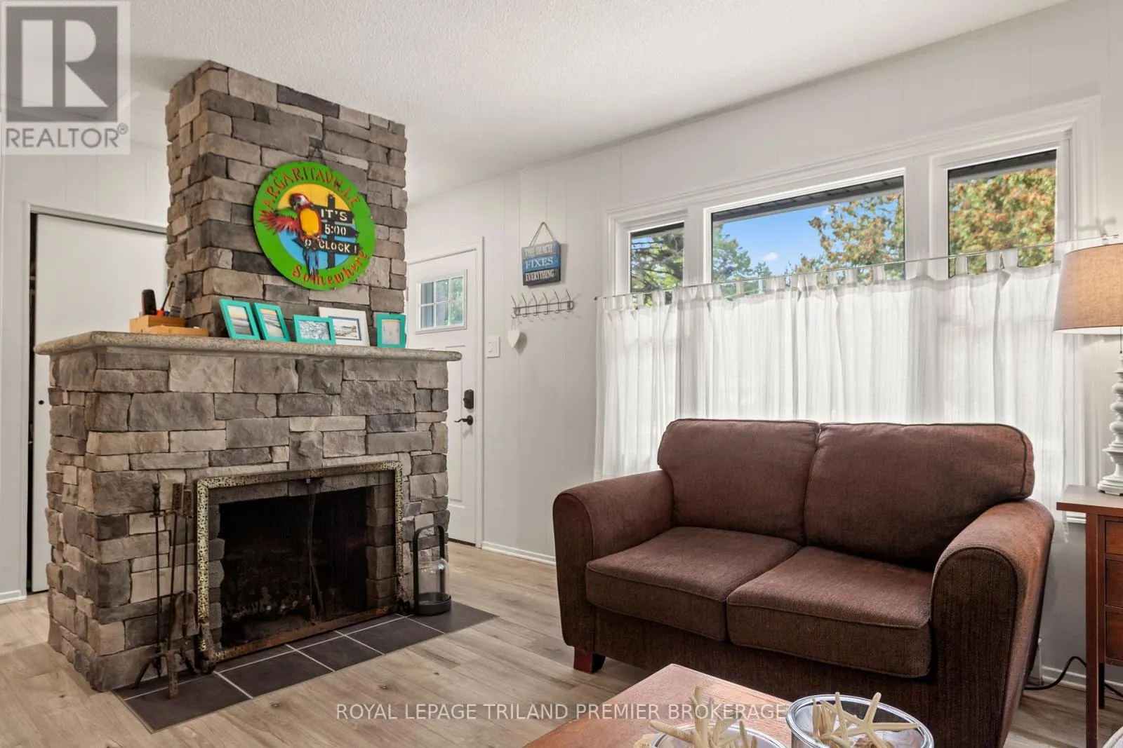 9632 BEACHWAY DRIVE