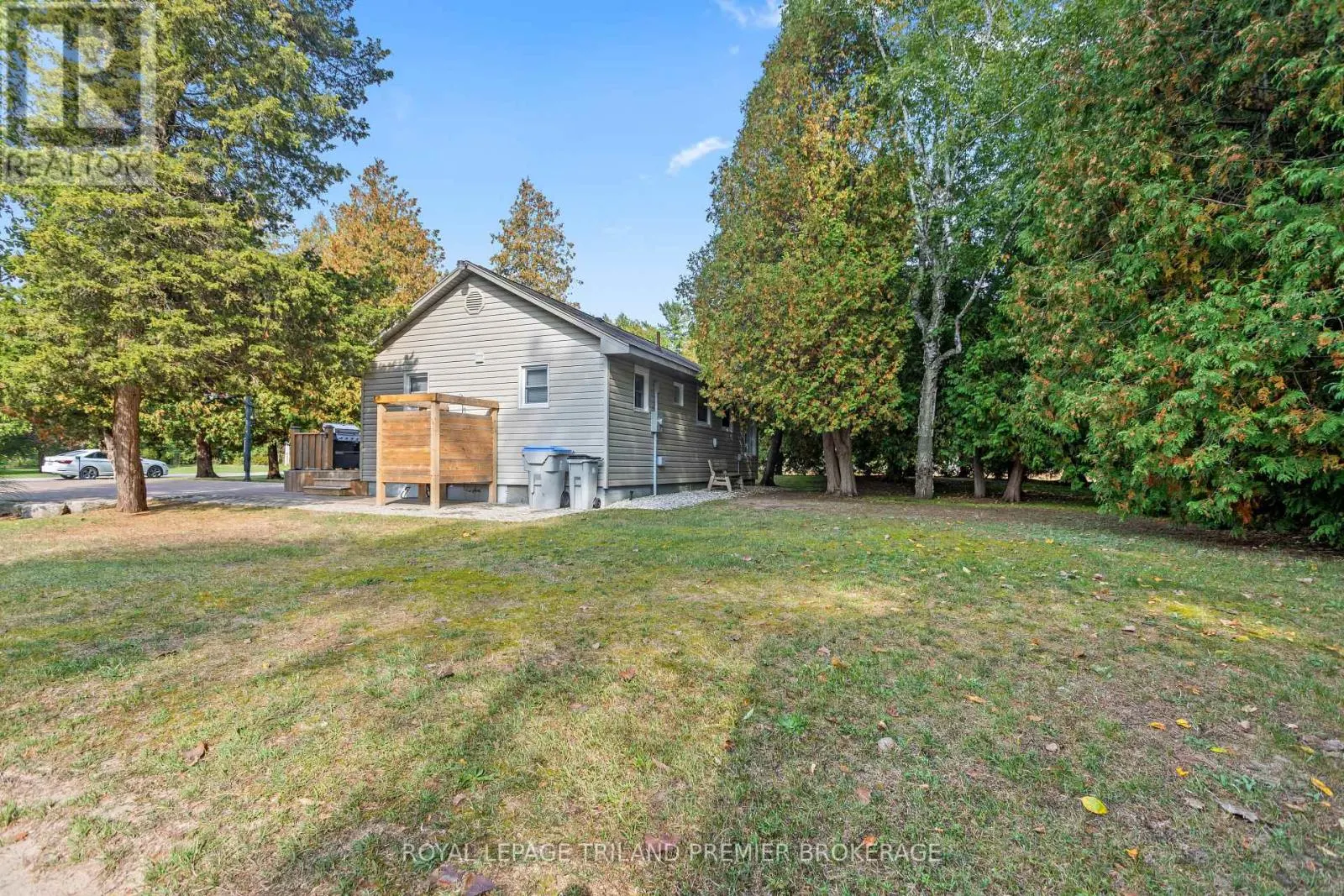 9632 BEACHWAY DRIVE