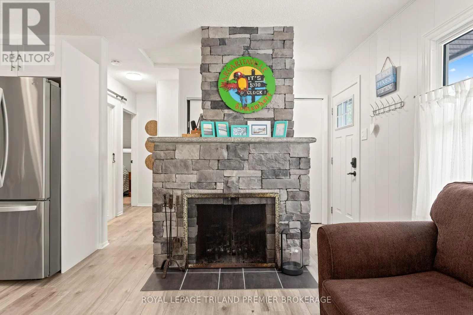 9632 BEACHWAY DRIVE