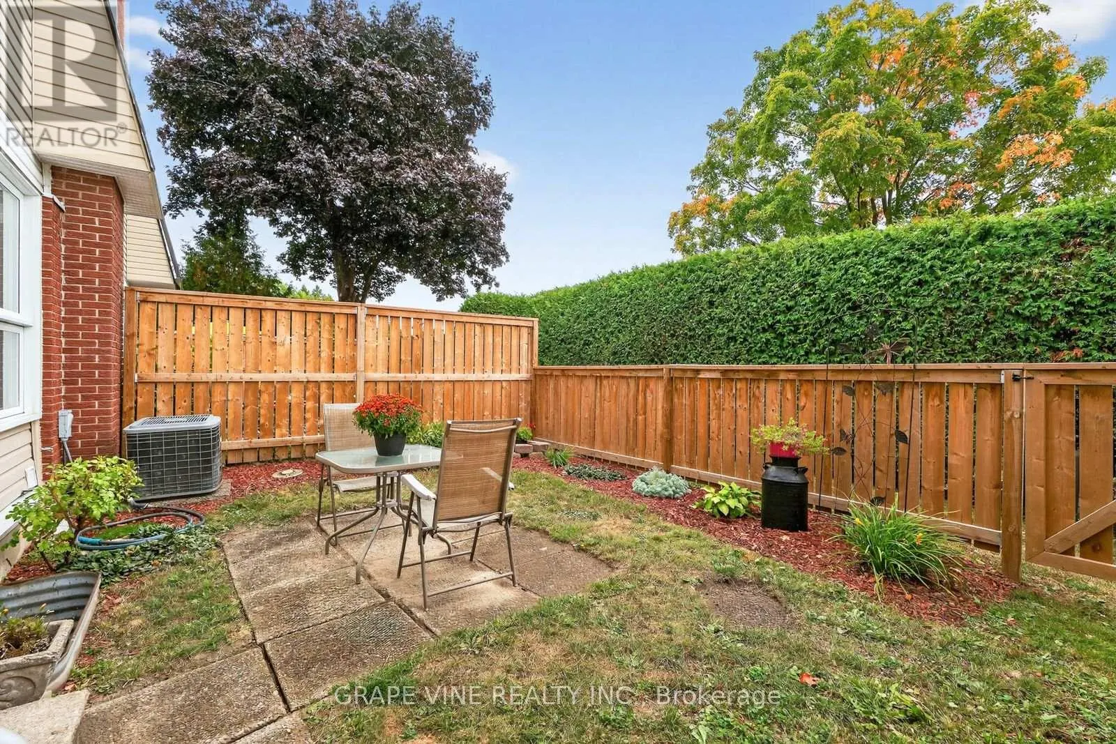 66 RUTHERFORD WAY
