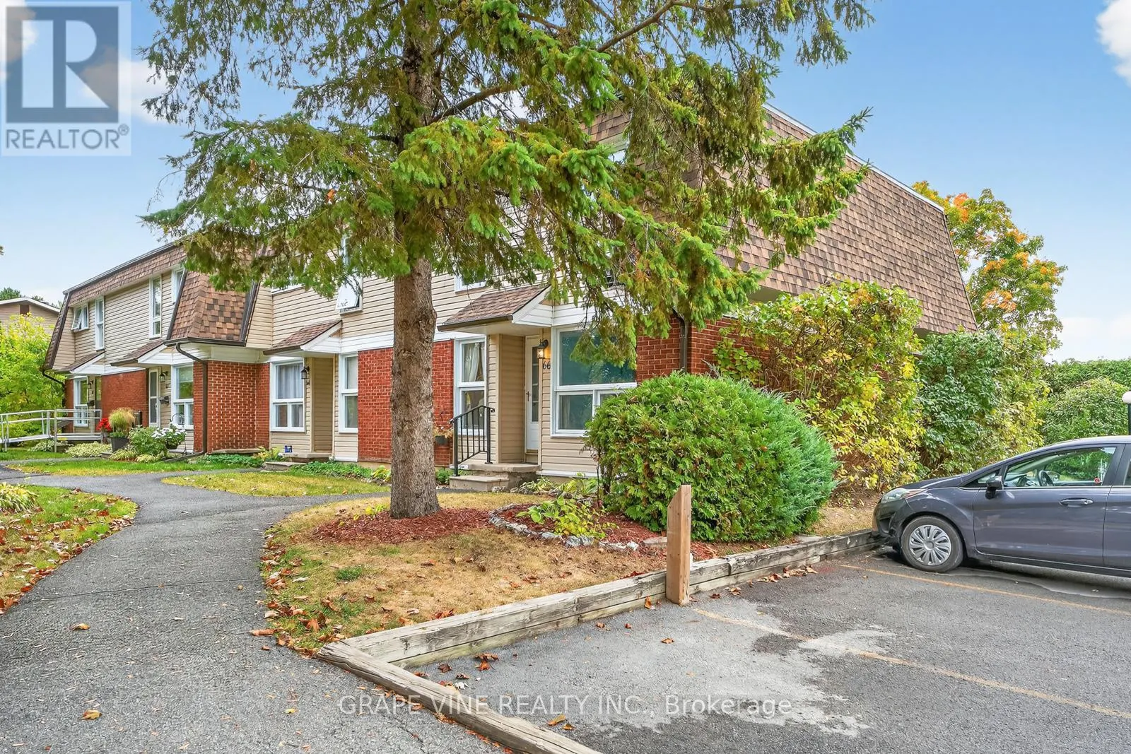 66 RUTHERFORD WAY