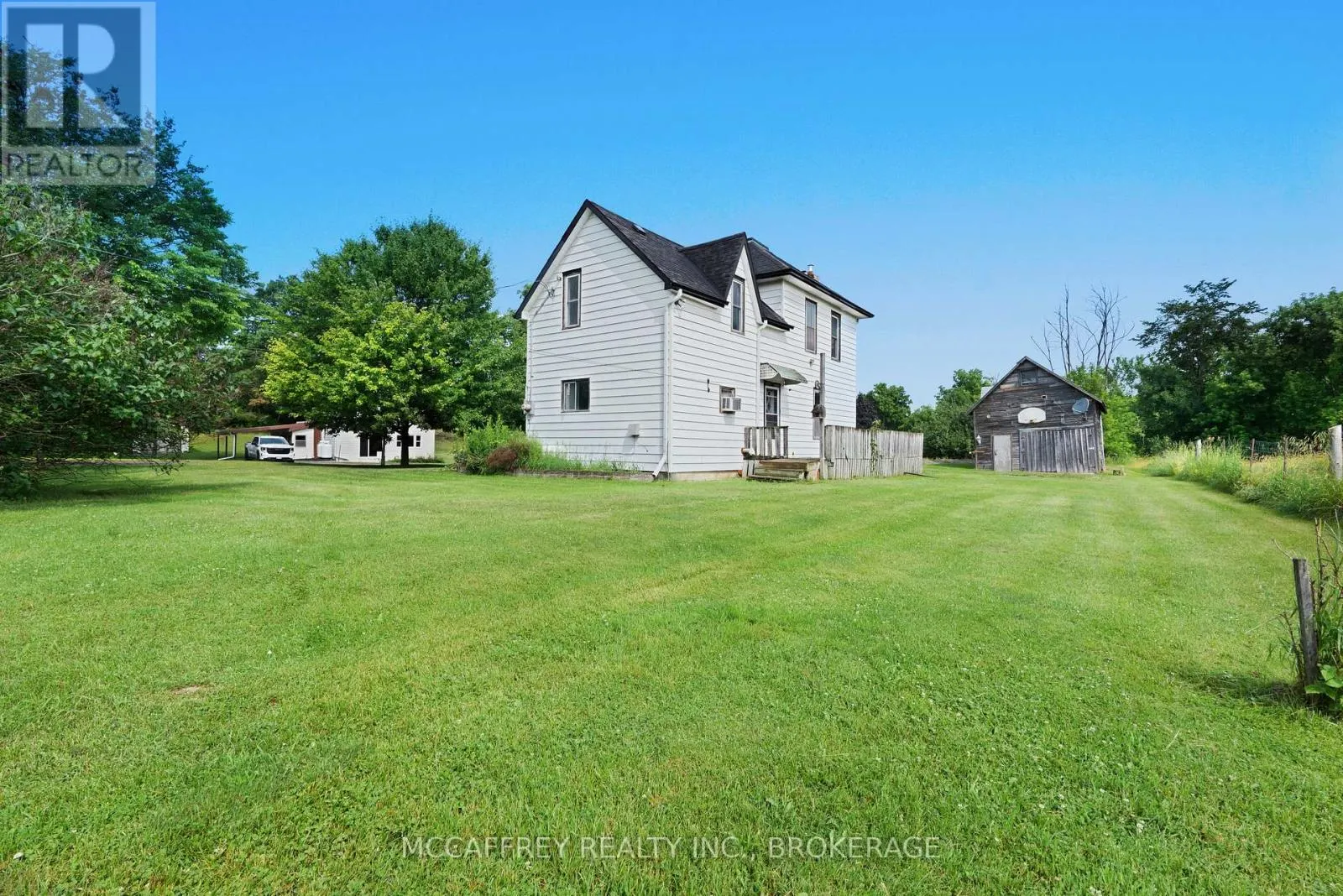 338 BURRIDGE ROAD E