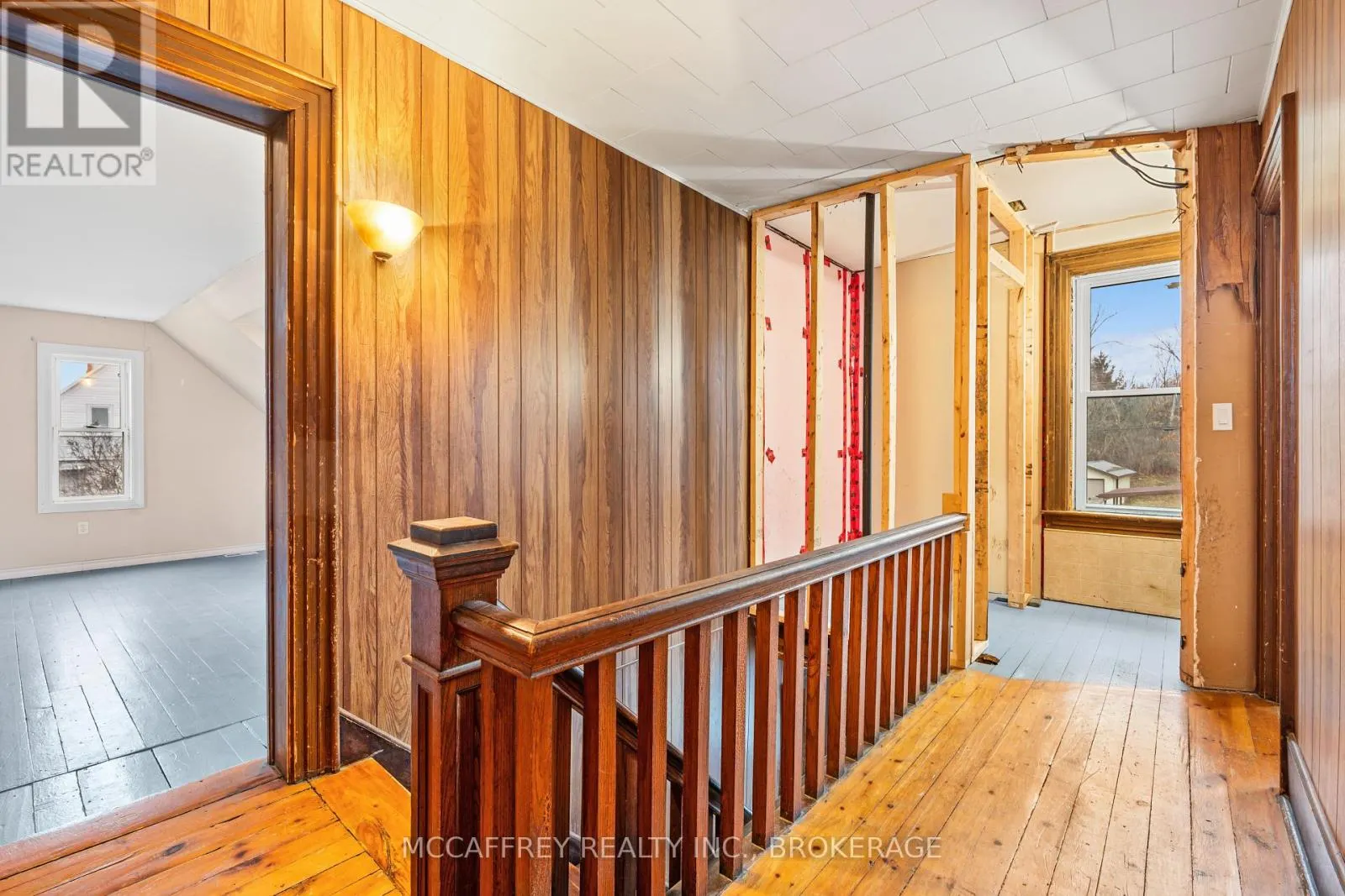 338 BURRIDGE ROAD E