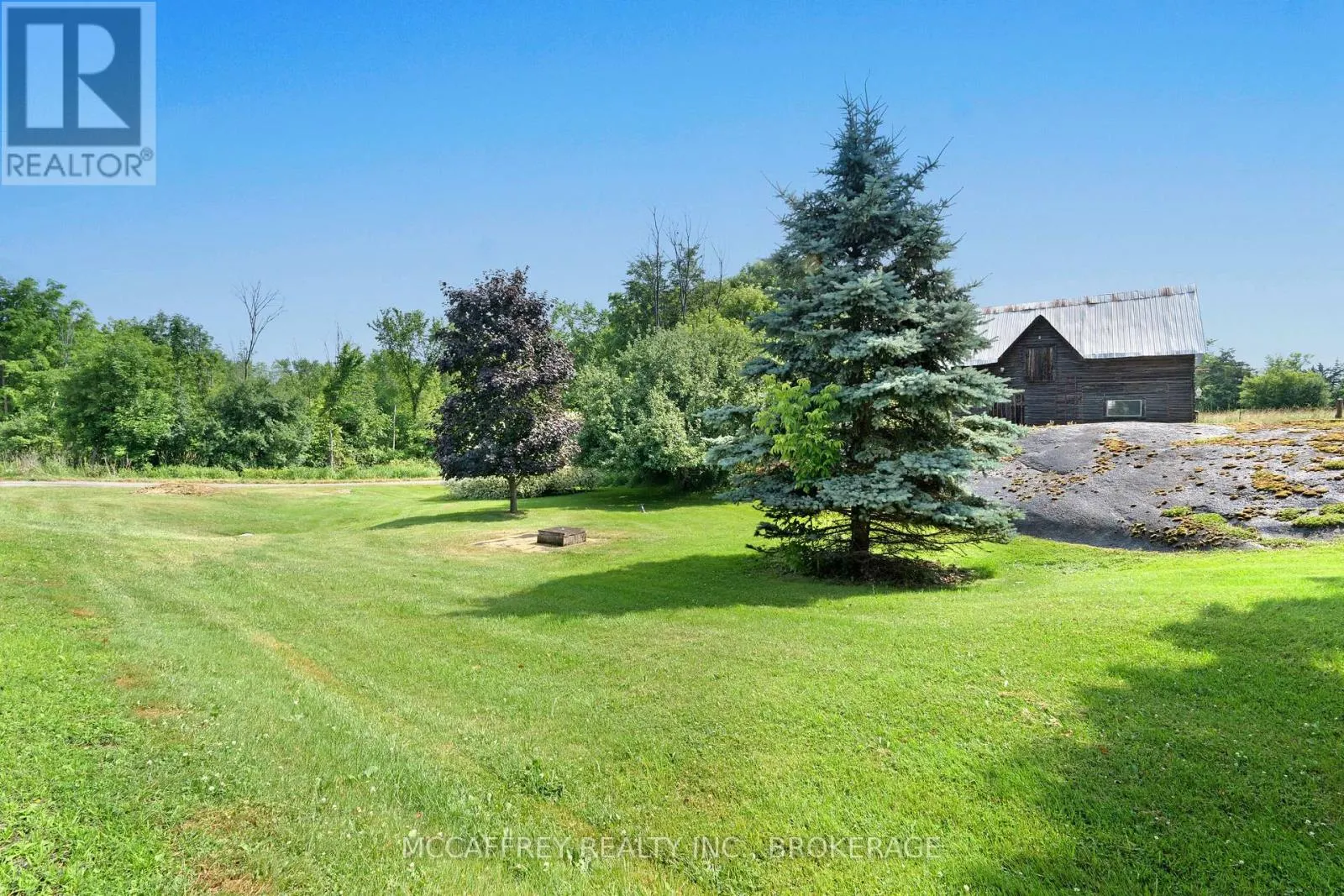 338 BURRIDGE ROAD E