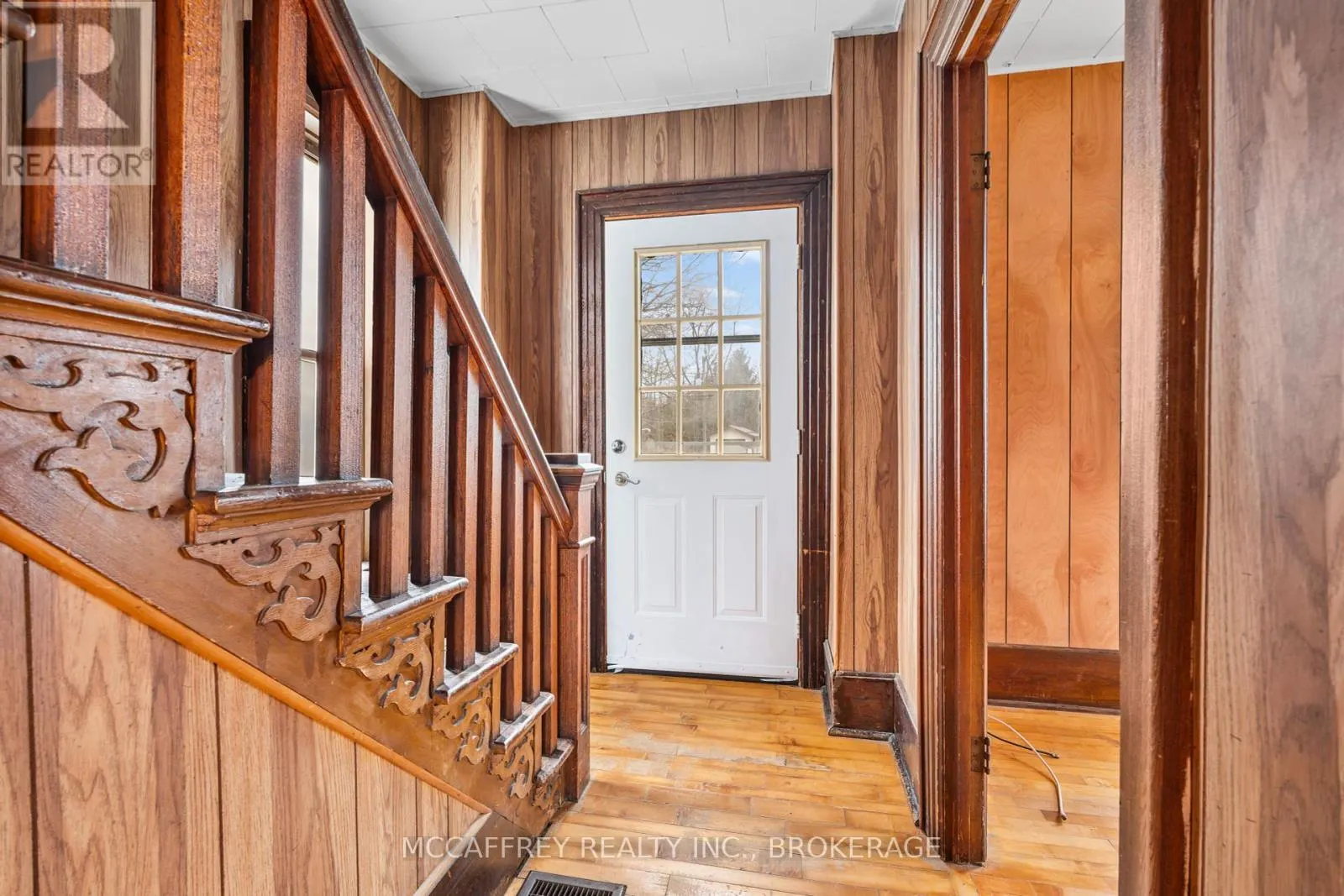 338 BURRIDGE ROAD E