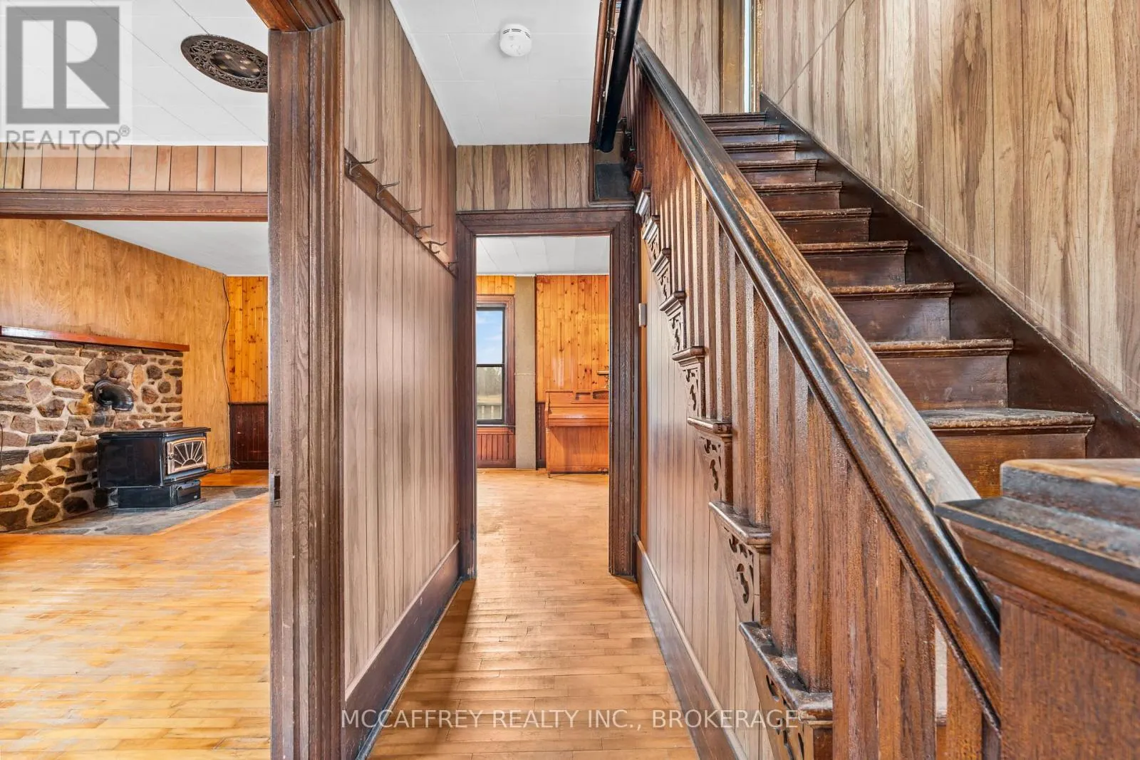 338 BURRIDGE ROAD E