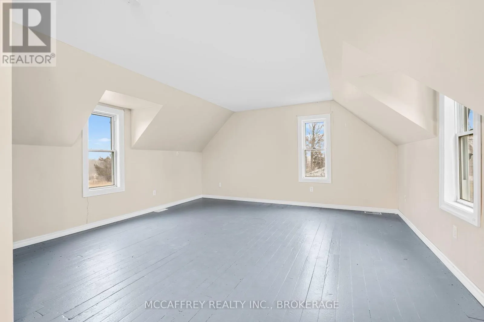 338 BURRIDGE ROAD E