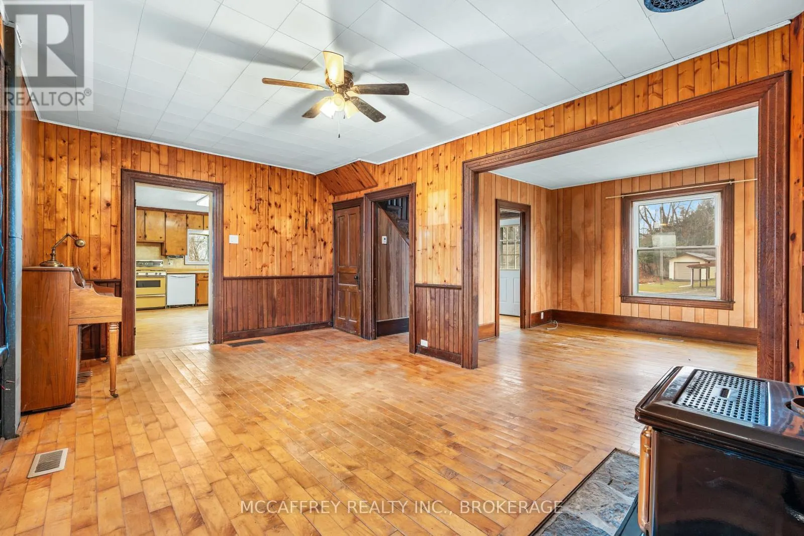 338 BURRIDGE ROAD E