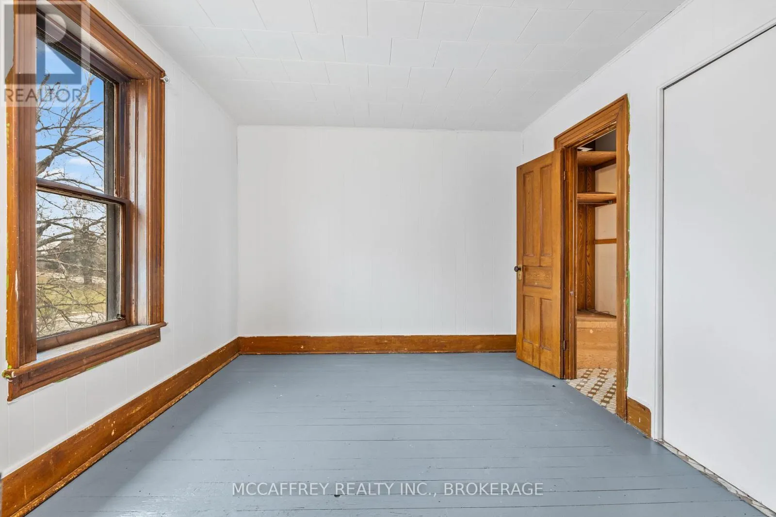 338 BURRIDGE ROAD E