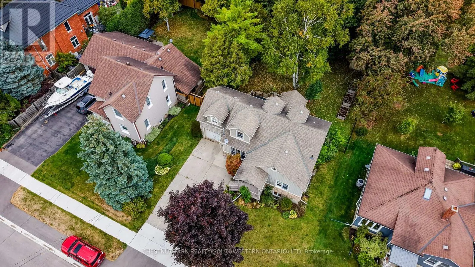 1105 QUEEN'S BUSH ROAD