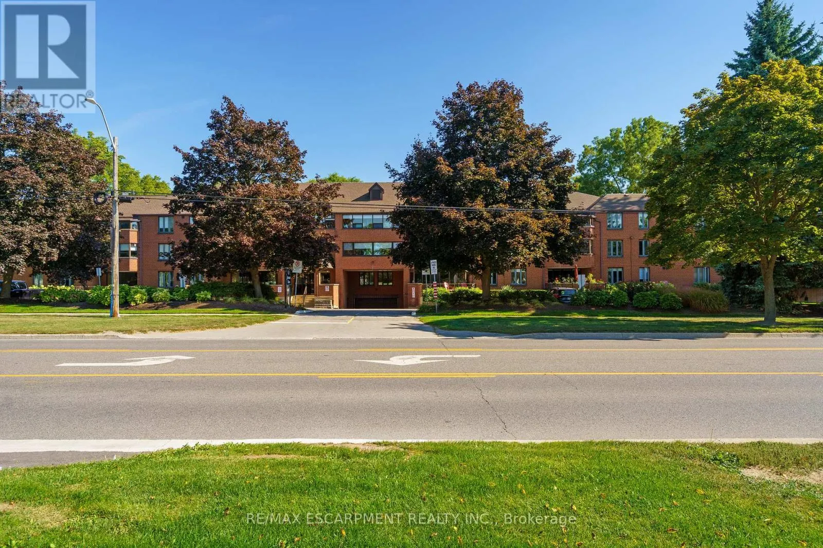 301 - 150 WILSON STREET W