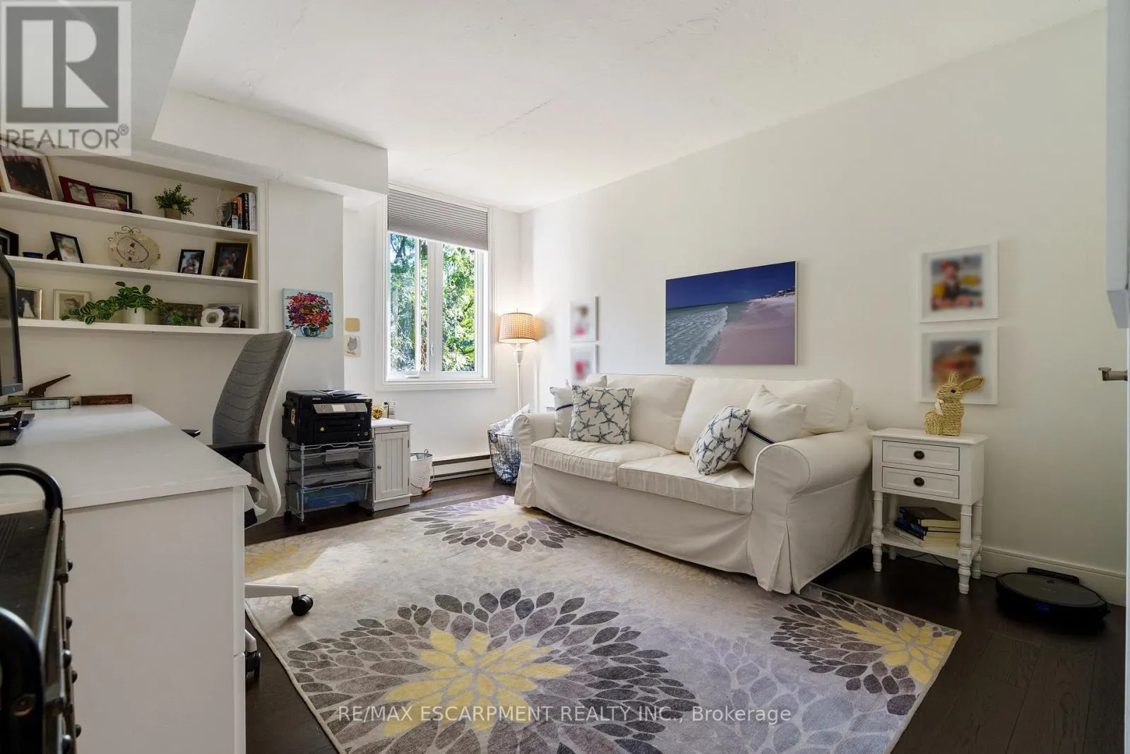301 - 150 WILSON STREET W