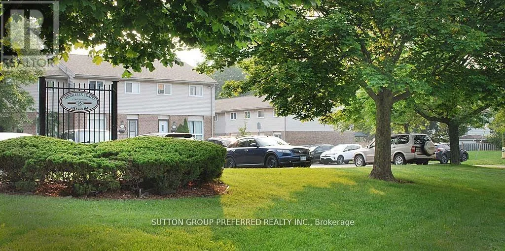 6 - 311 VESTA ROAD, #6