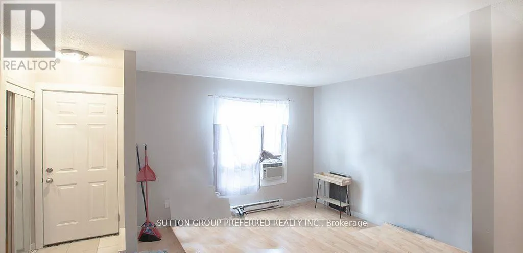 6 - 311 VESTA ROAD, #6