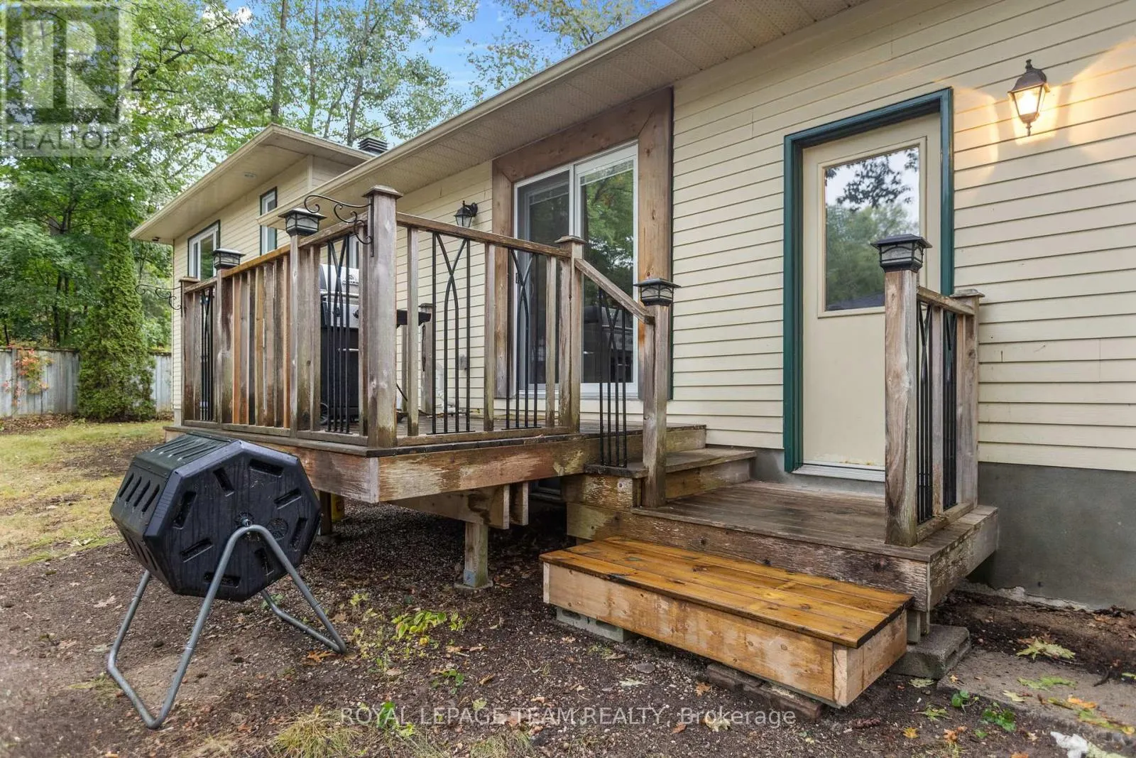 126 CONSTANCE BAY ROAD