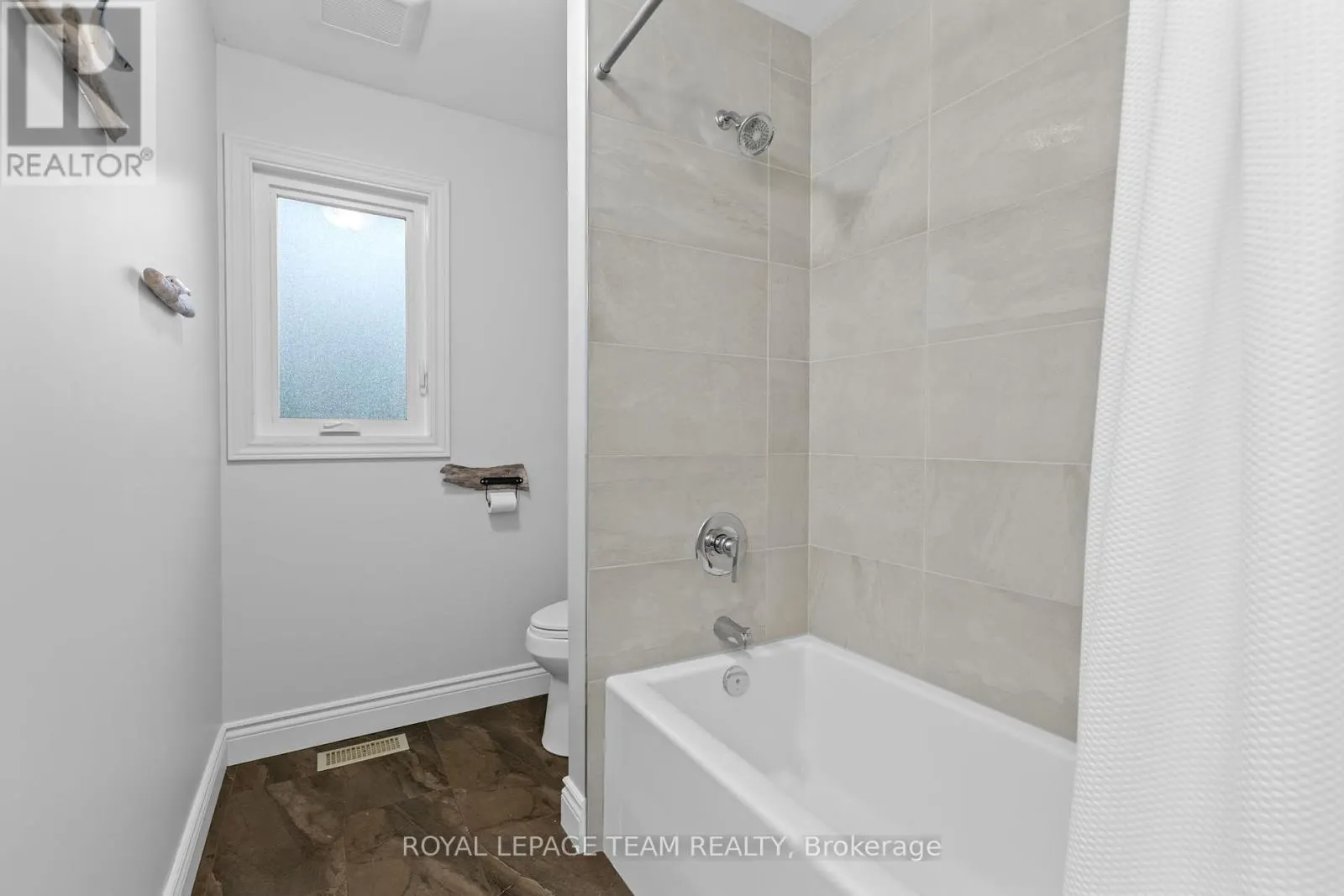 126 CONSTANCE BAY ROAD