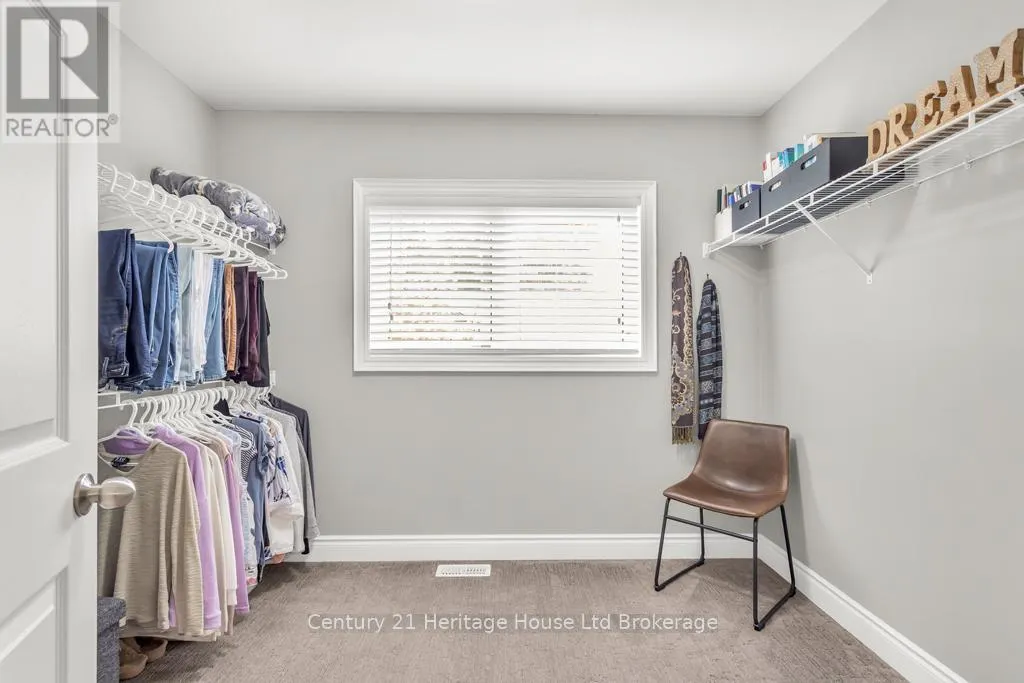 3 - 35 CHATFIELD STREET, #3