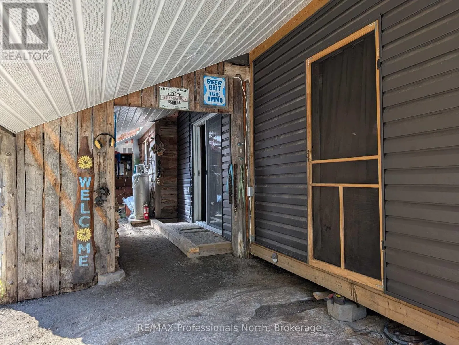 1408 PEARCELEY ROAD