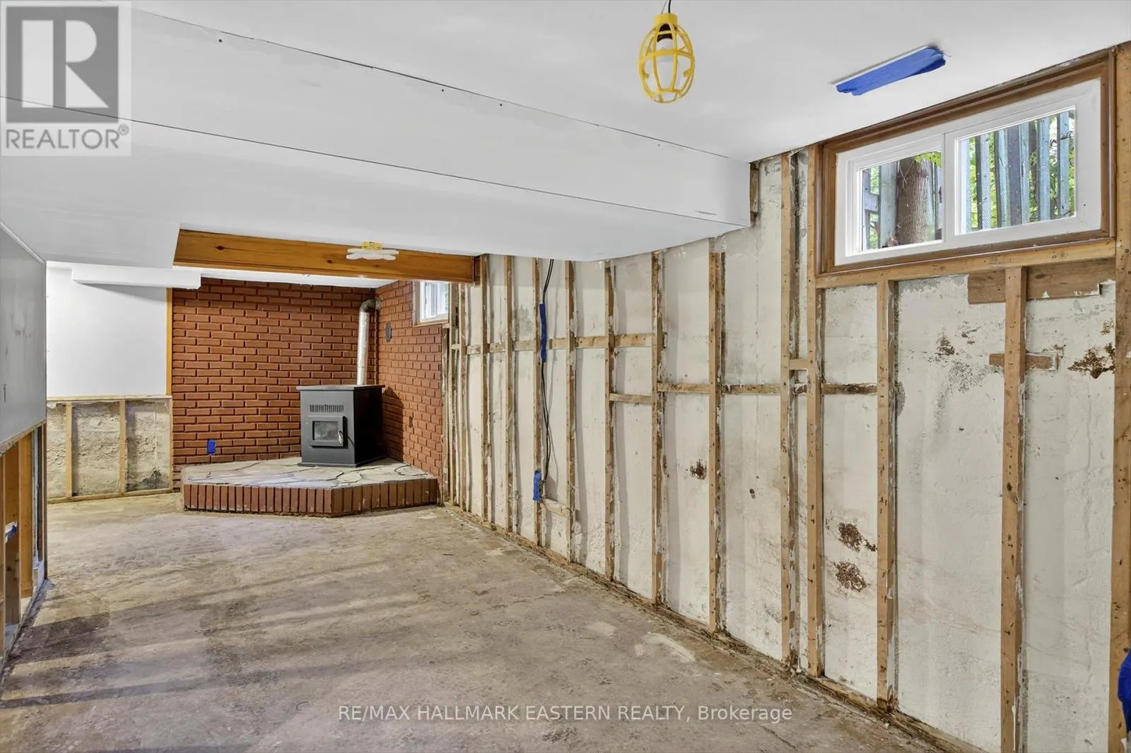 650 BOLIVAR STREET