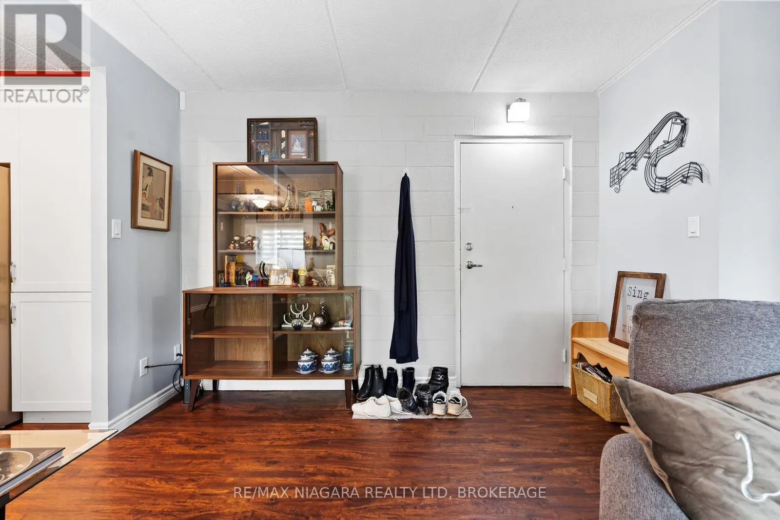 307 - 6 WESTLAKE LANE, #307