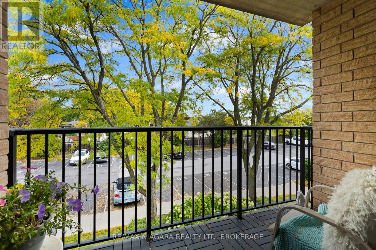 307 - 6 WESTLAKE LANE, #307