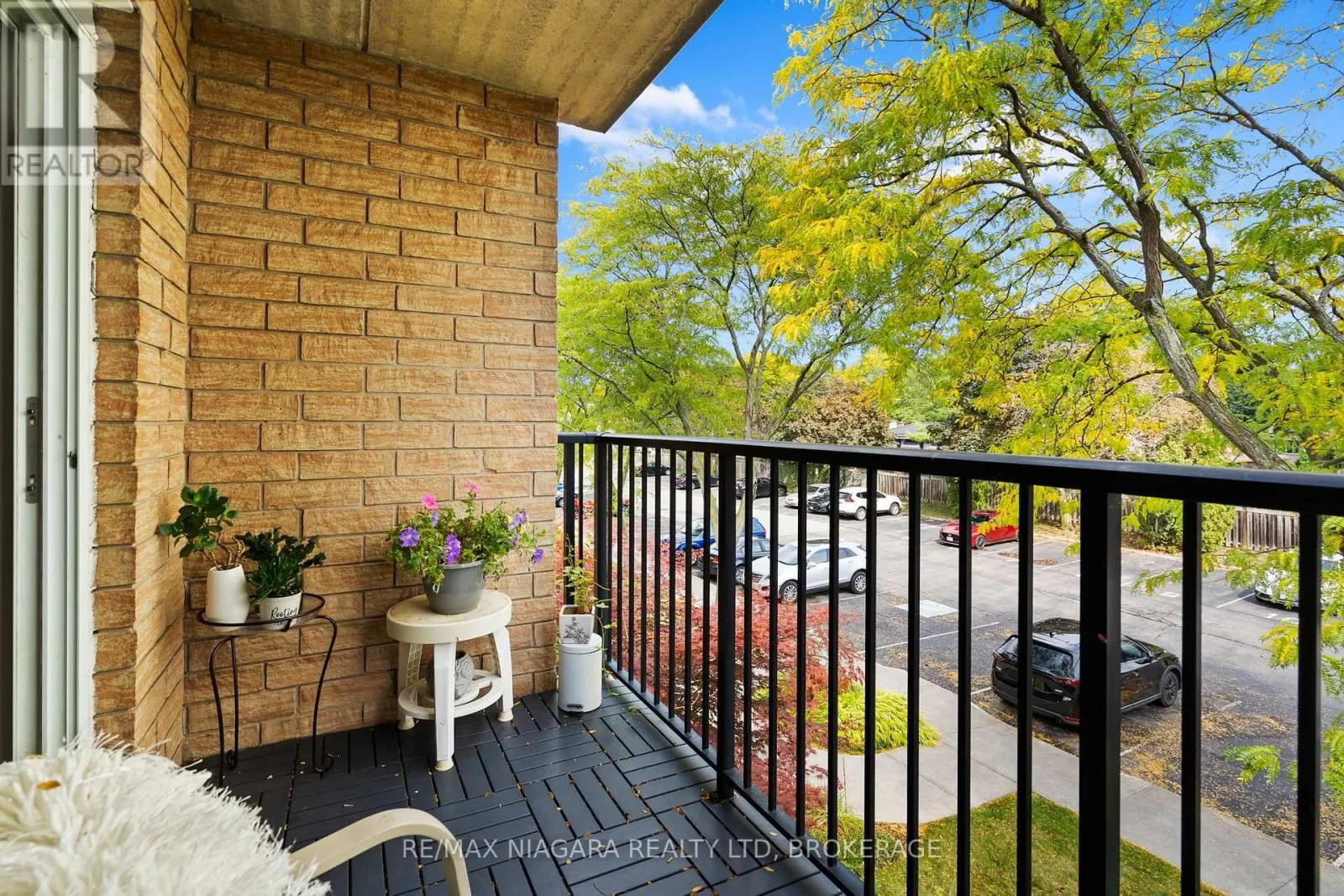307 - 6 WESTLAKE LANE, #307
