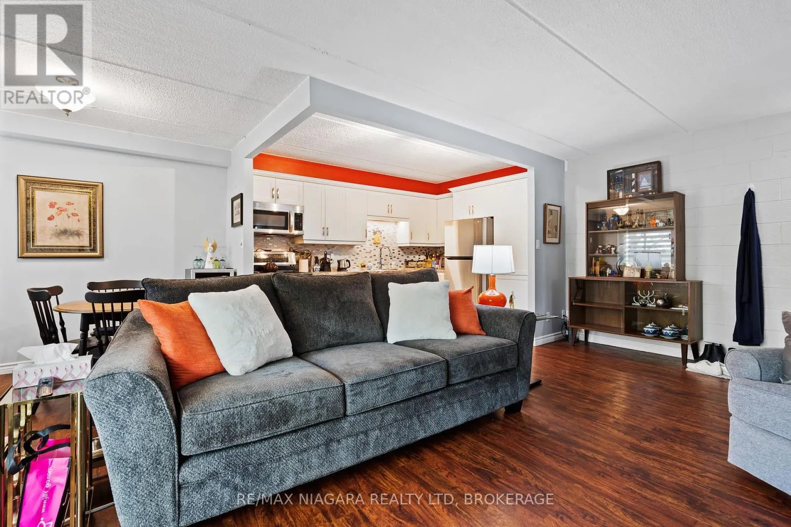 307 - 6 WESTLAKE LANE, #307