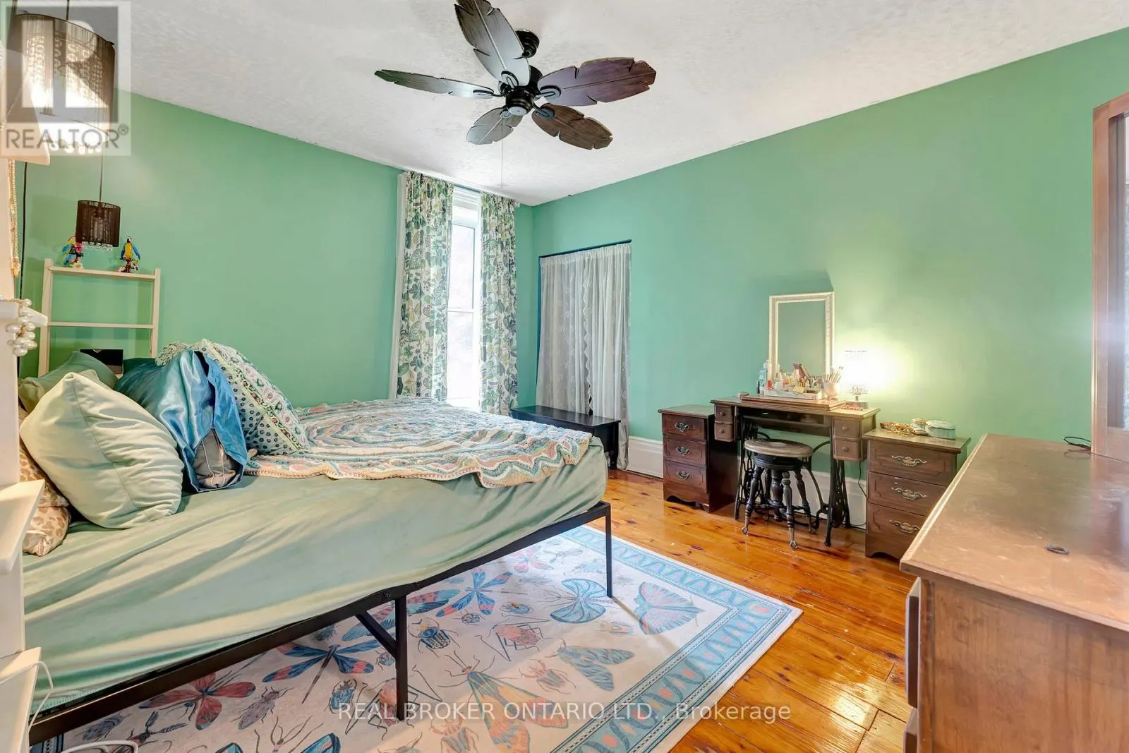 16 STOVER STREET S