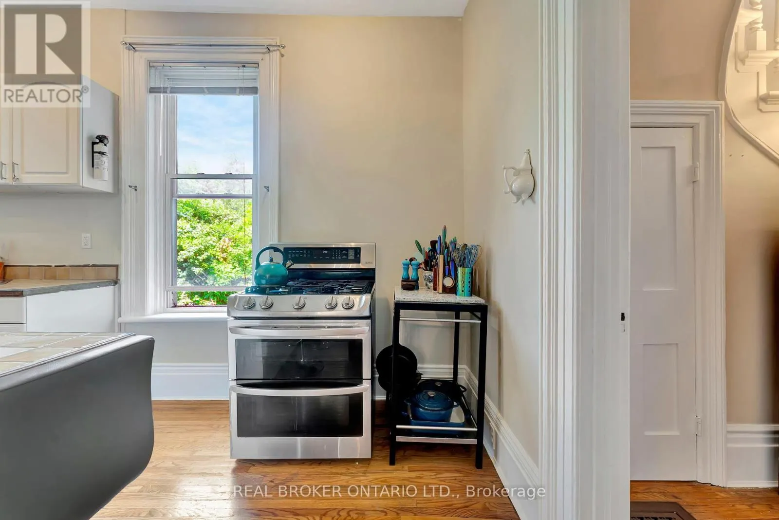 16 STOVER STREET S