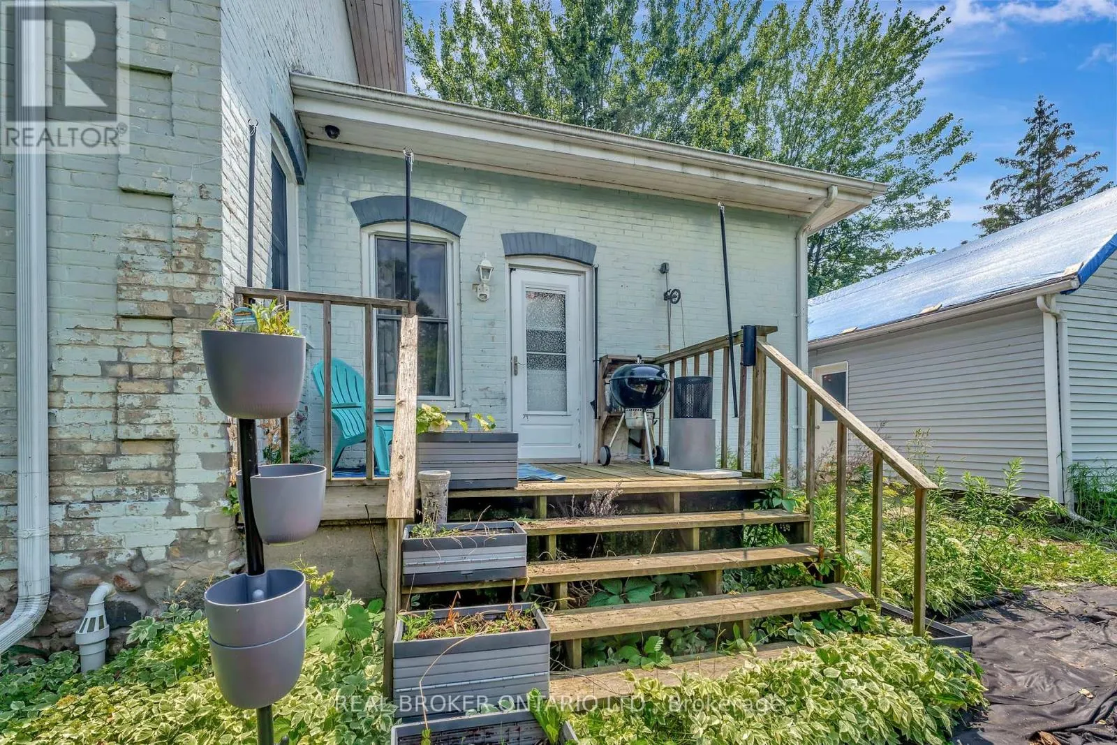 16 STOVER STREET S