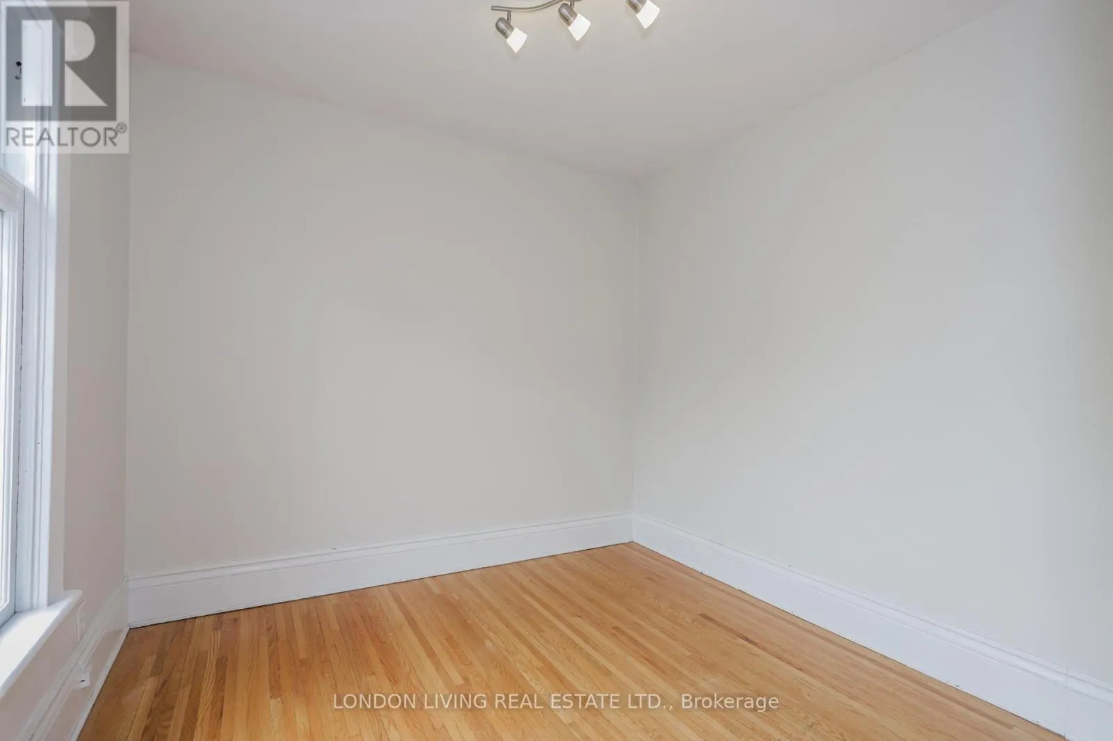 A - 127 WORTLEY ROAD, #A