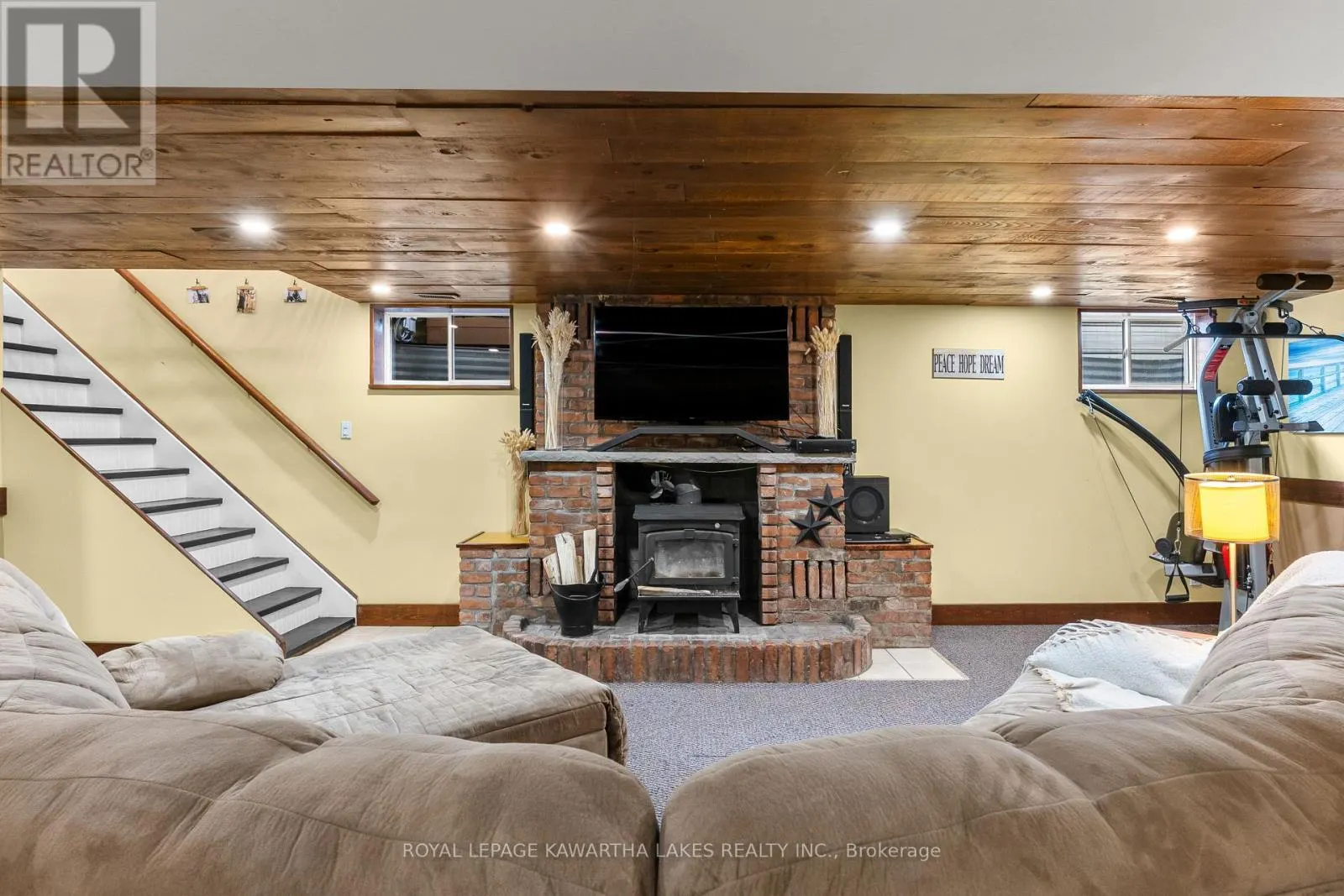 1138 LITTLE BRITAIN ROAD