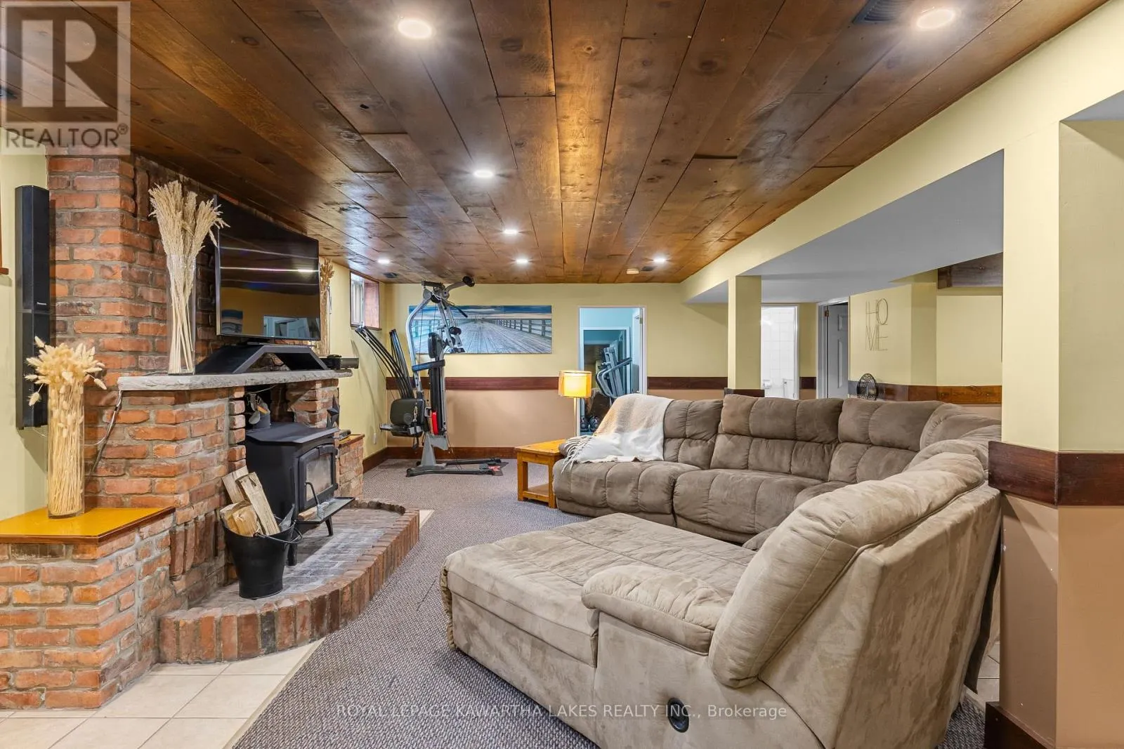 1138 LITTLE BRITAIN ROAD