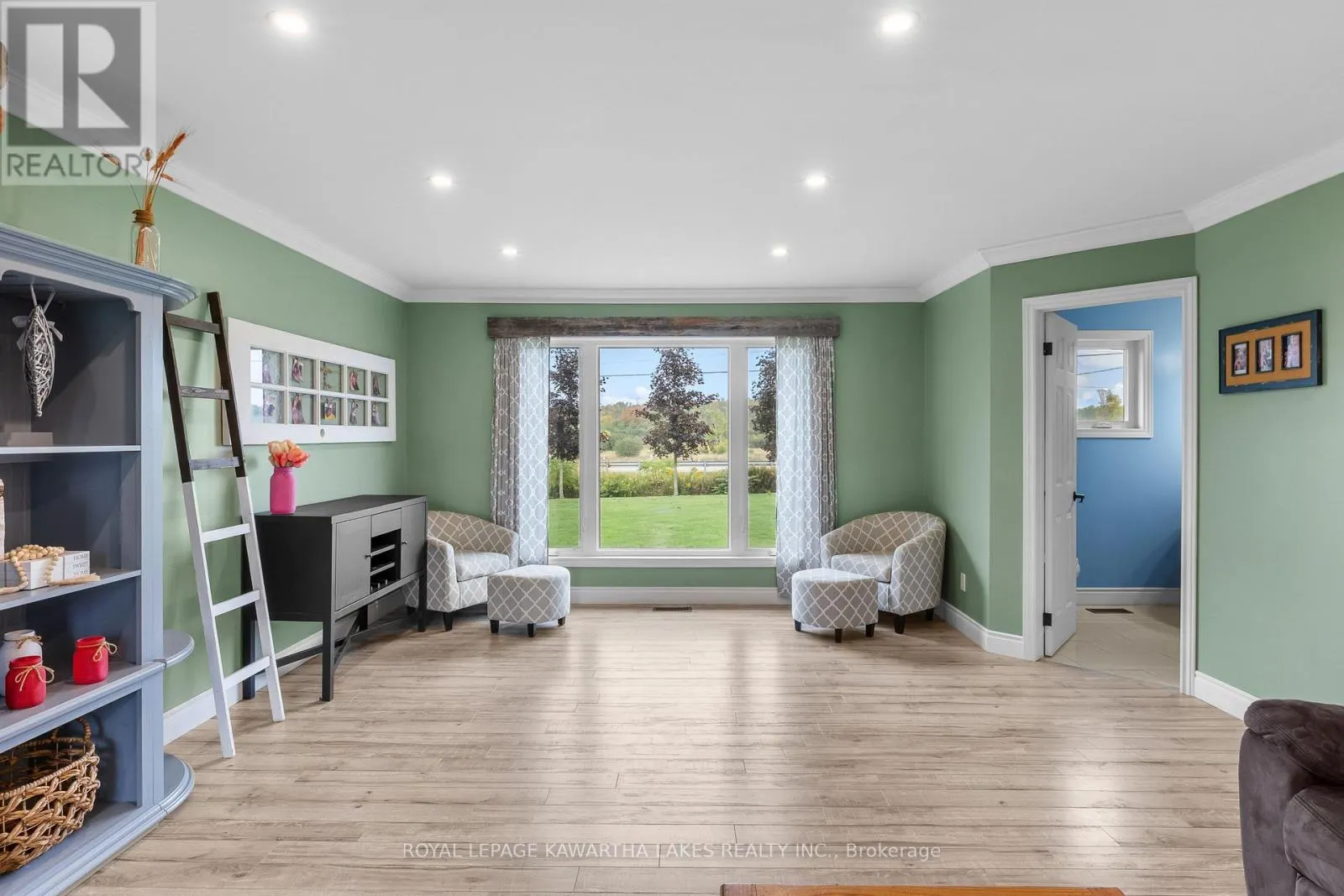 1138 LITTLE BRITAIN ROAD