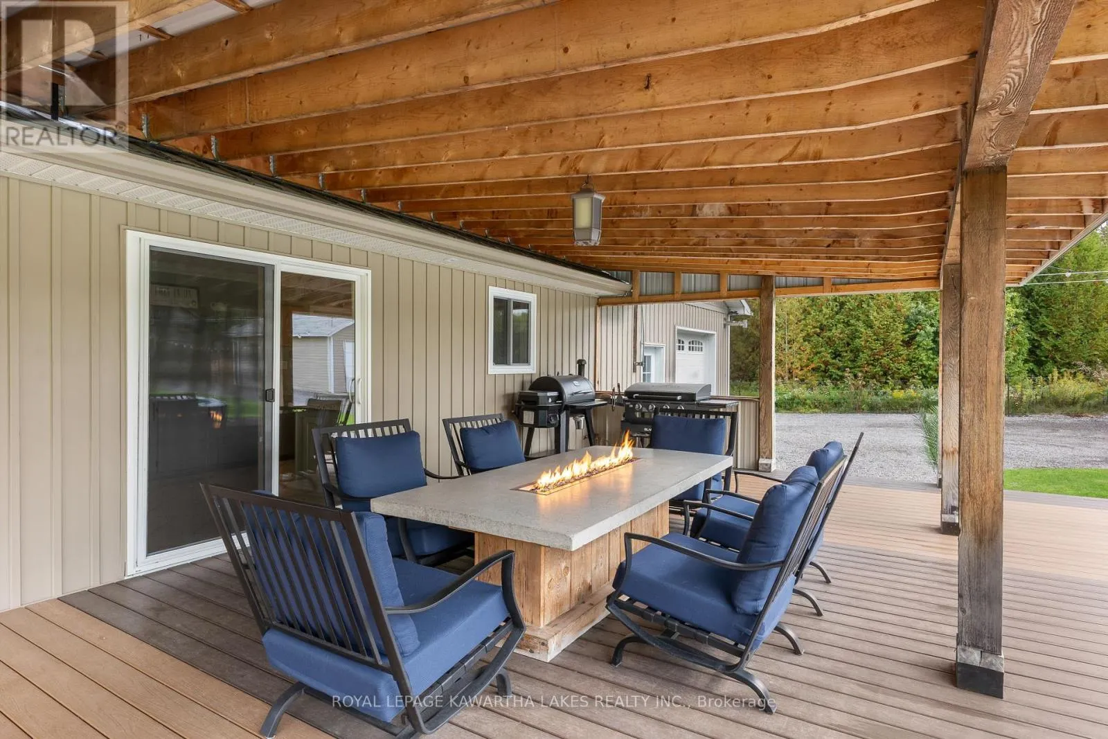 1138 LITTLE BRITAIN ROAD