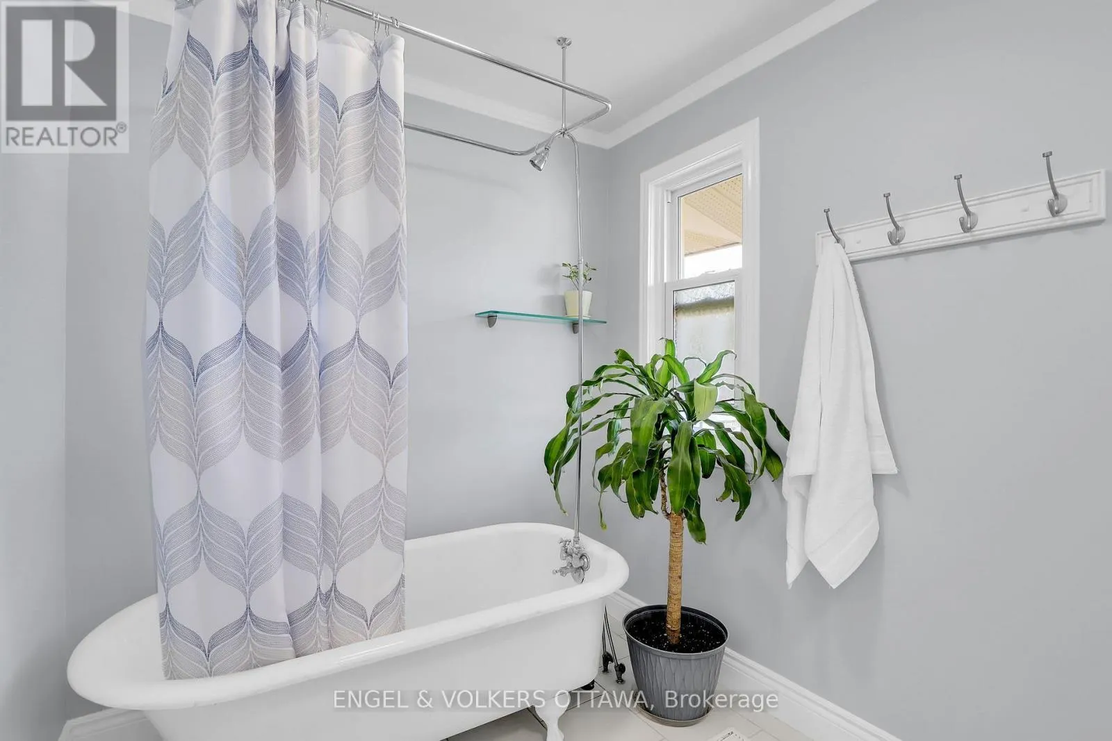 10 IDA STREET S
