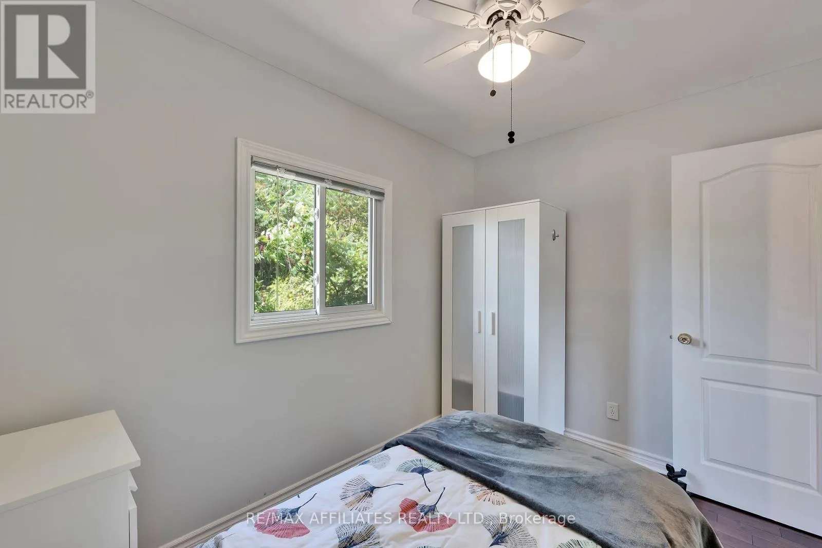 1009 GARDINER'S ROAD