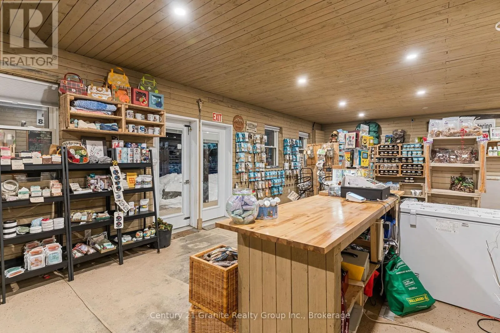 9734 HIGHWAY 118 W