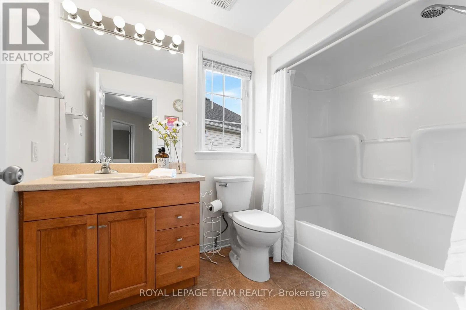 213 PENDRA WAY