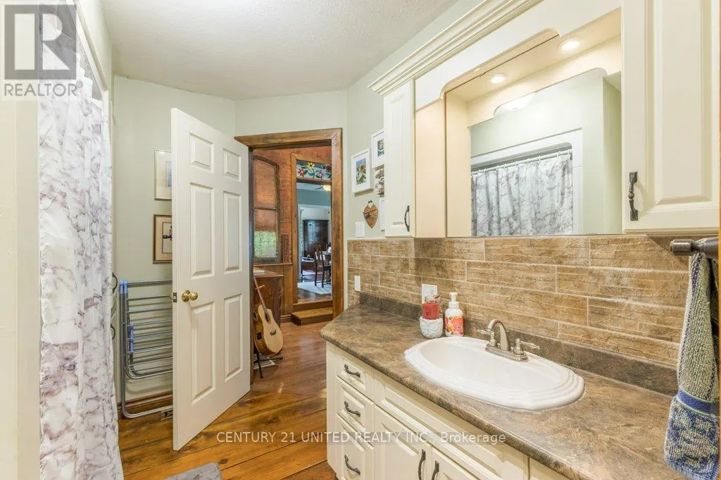 1920 COUNTY RD 6