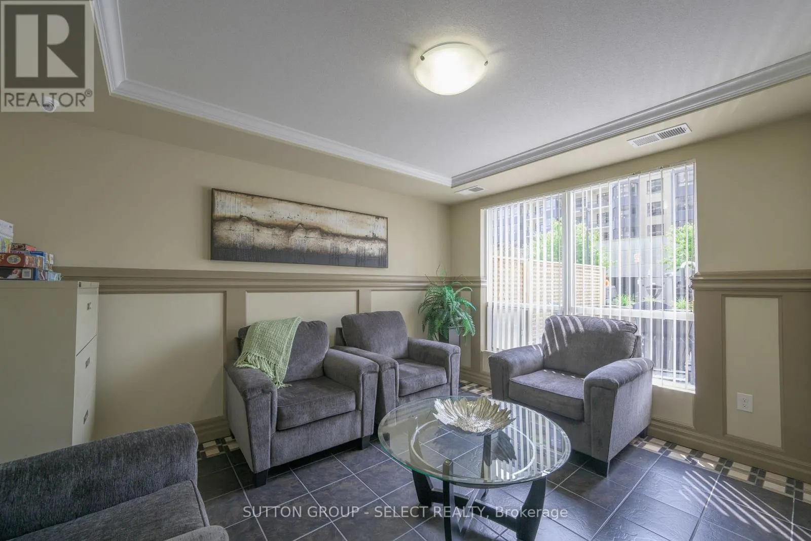 606 - 1030 CORONATION DRIVE, #606