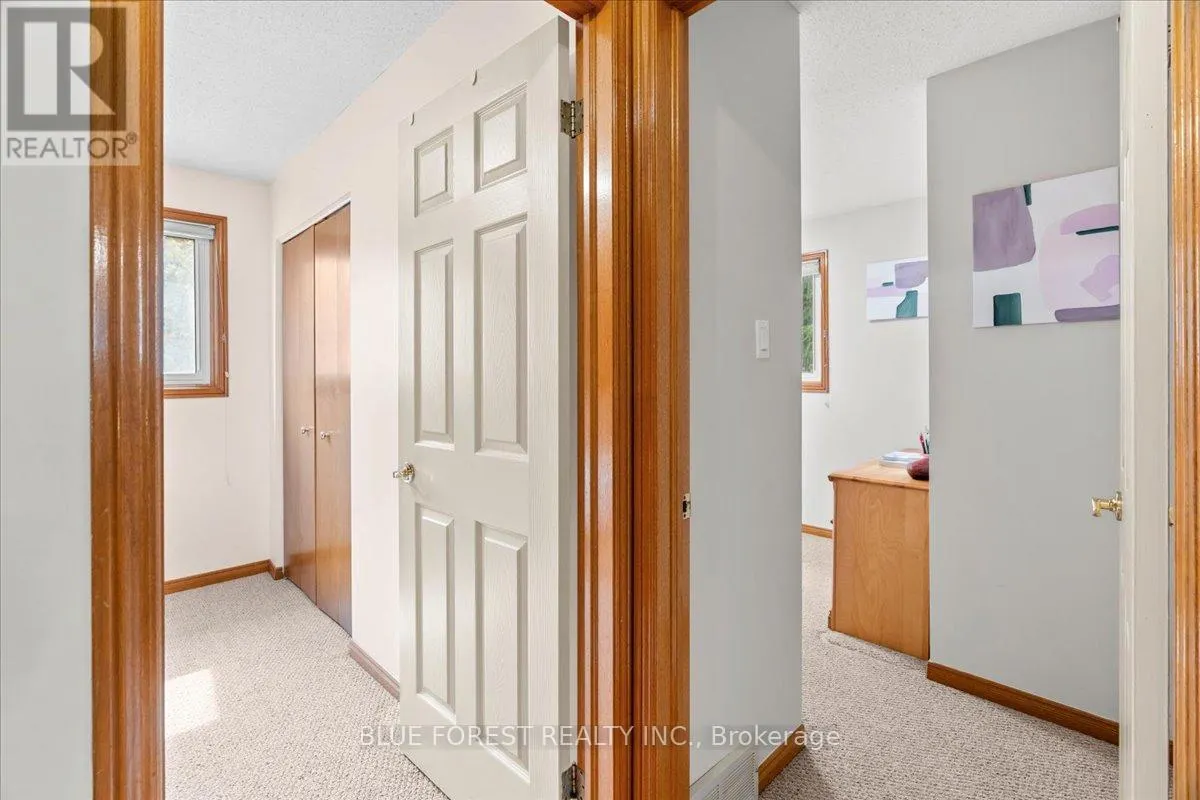 106 CONWAY LANE