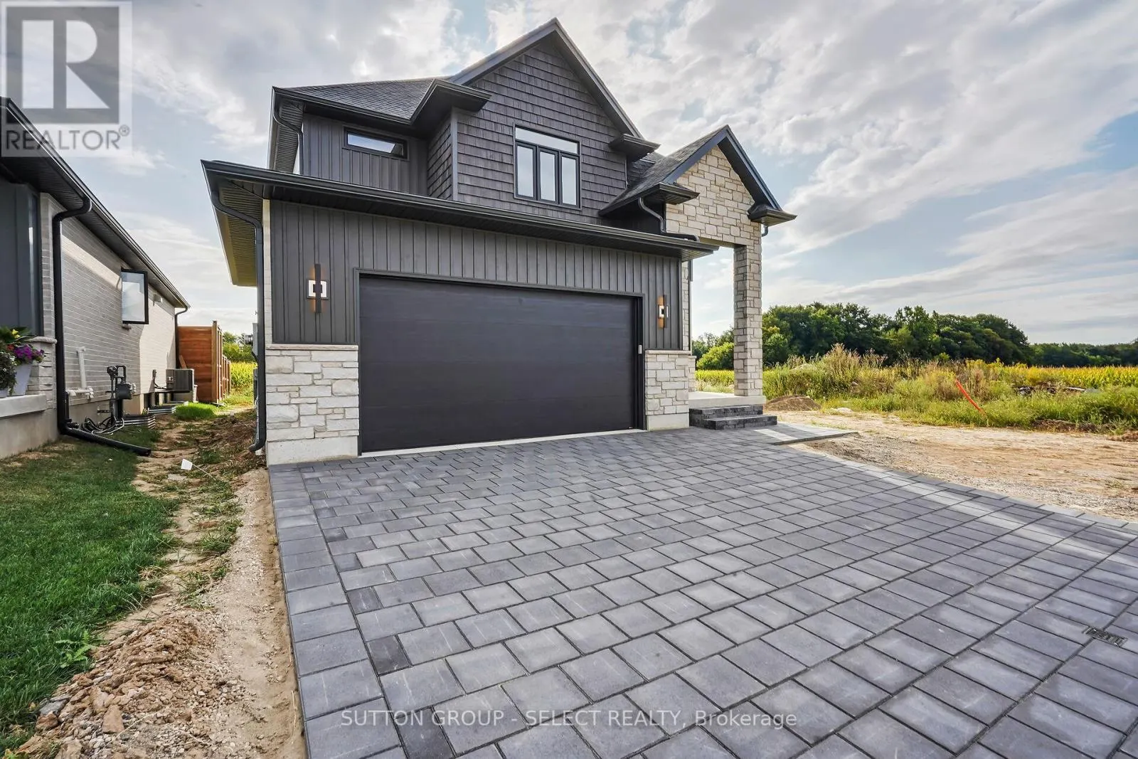 58 BRISCOE CRESCENT