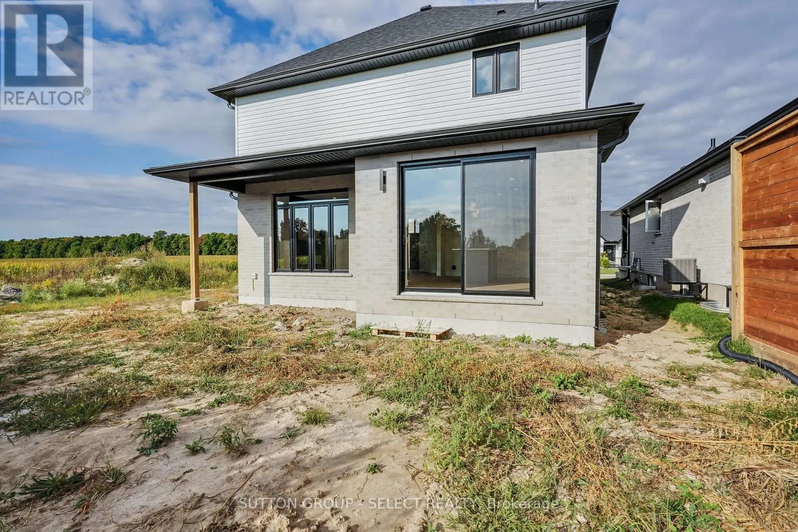 58 BRISCOE CRESCENT