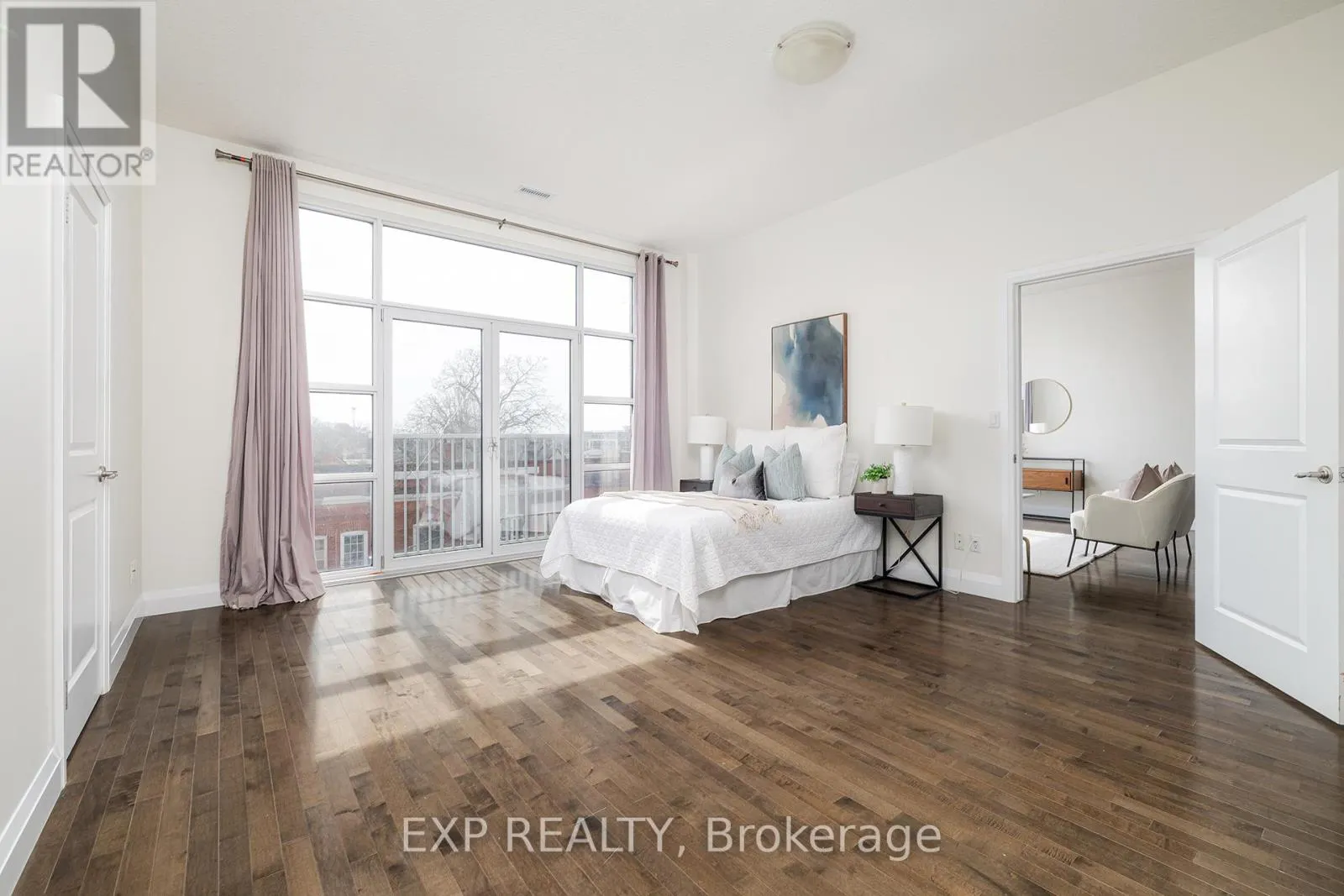 305 - 165 DUKE STREET E