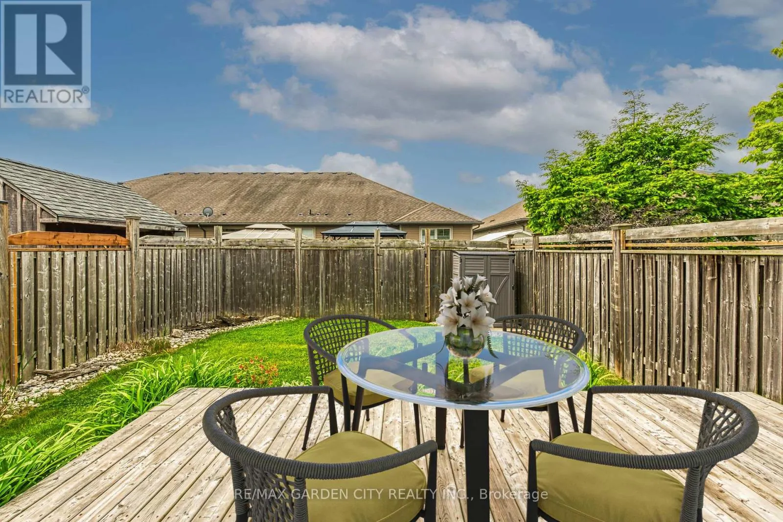 24 MANORWOOD DRIVE
