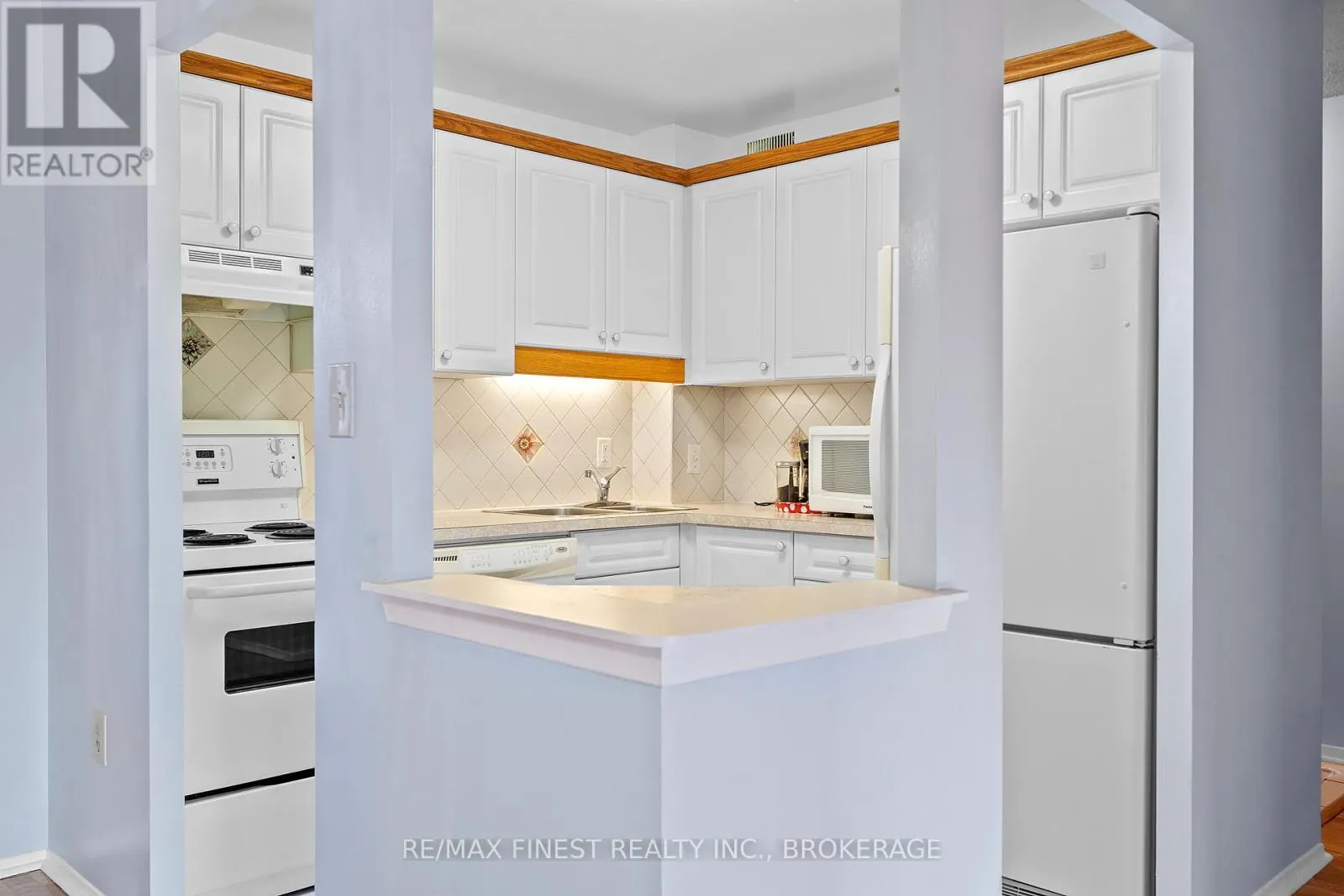 308 - 120 BARRETT COURT, #308
