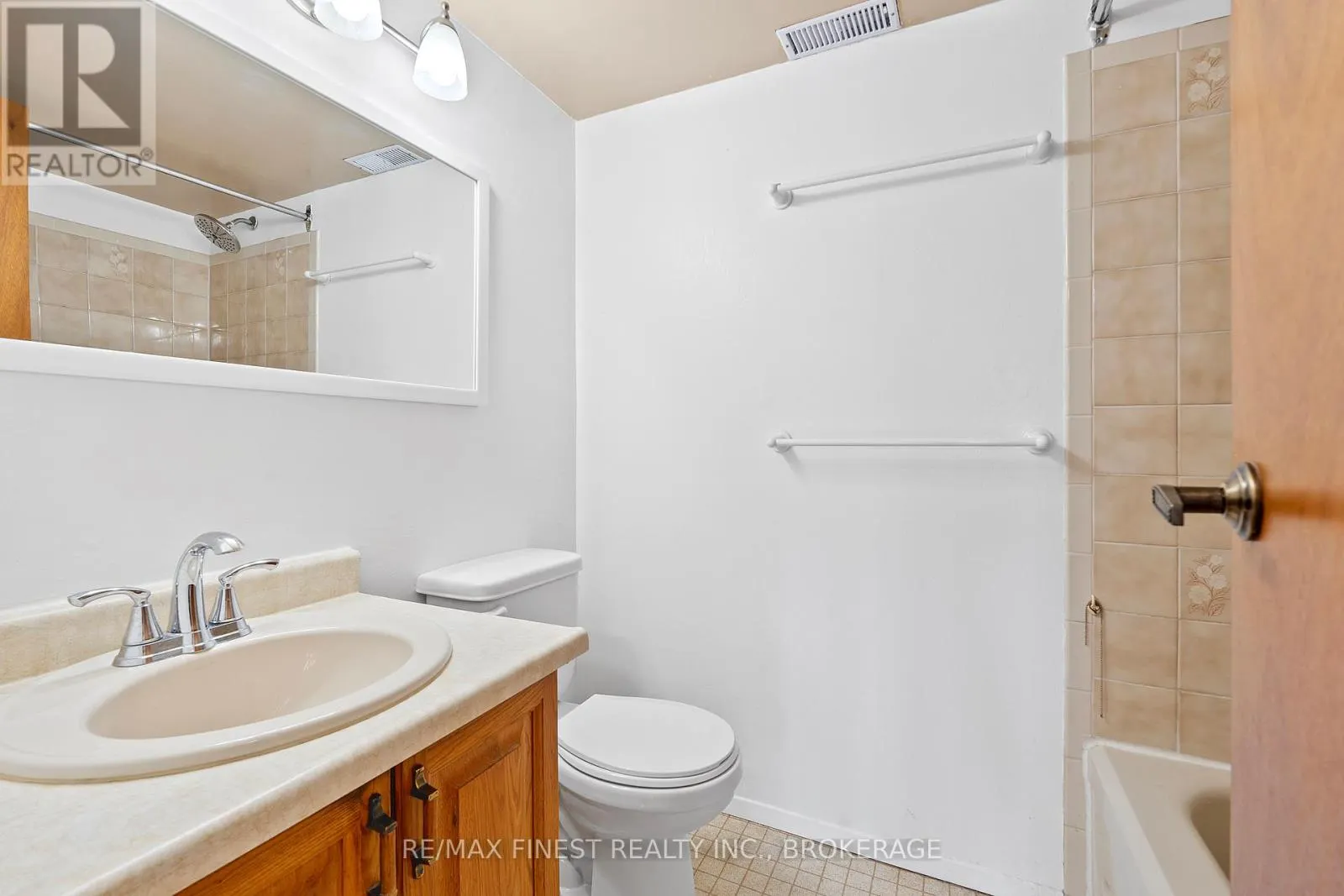 308 - 120 BARRETT COURT, #308