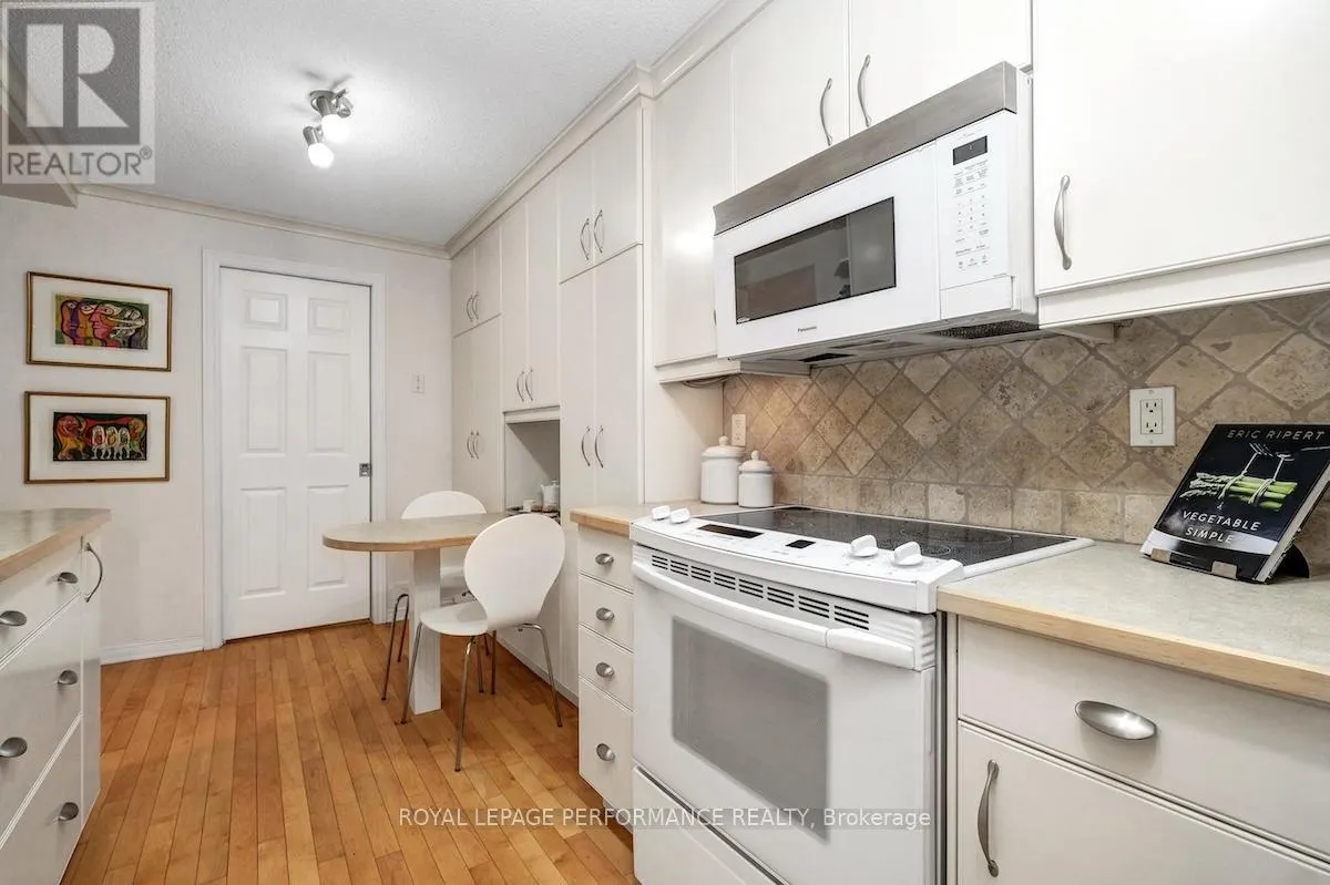 304 - 310 CRICHTON STREET