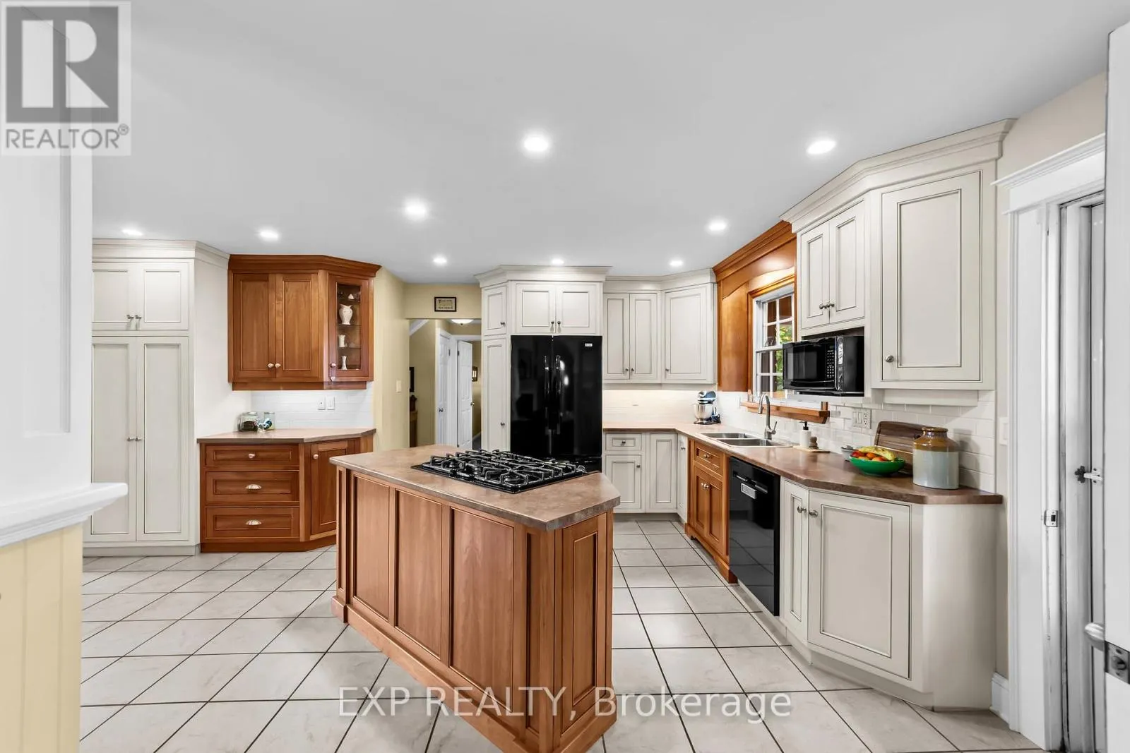 9831 MCEWEN DRIVE